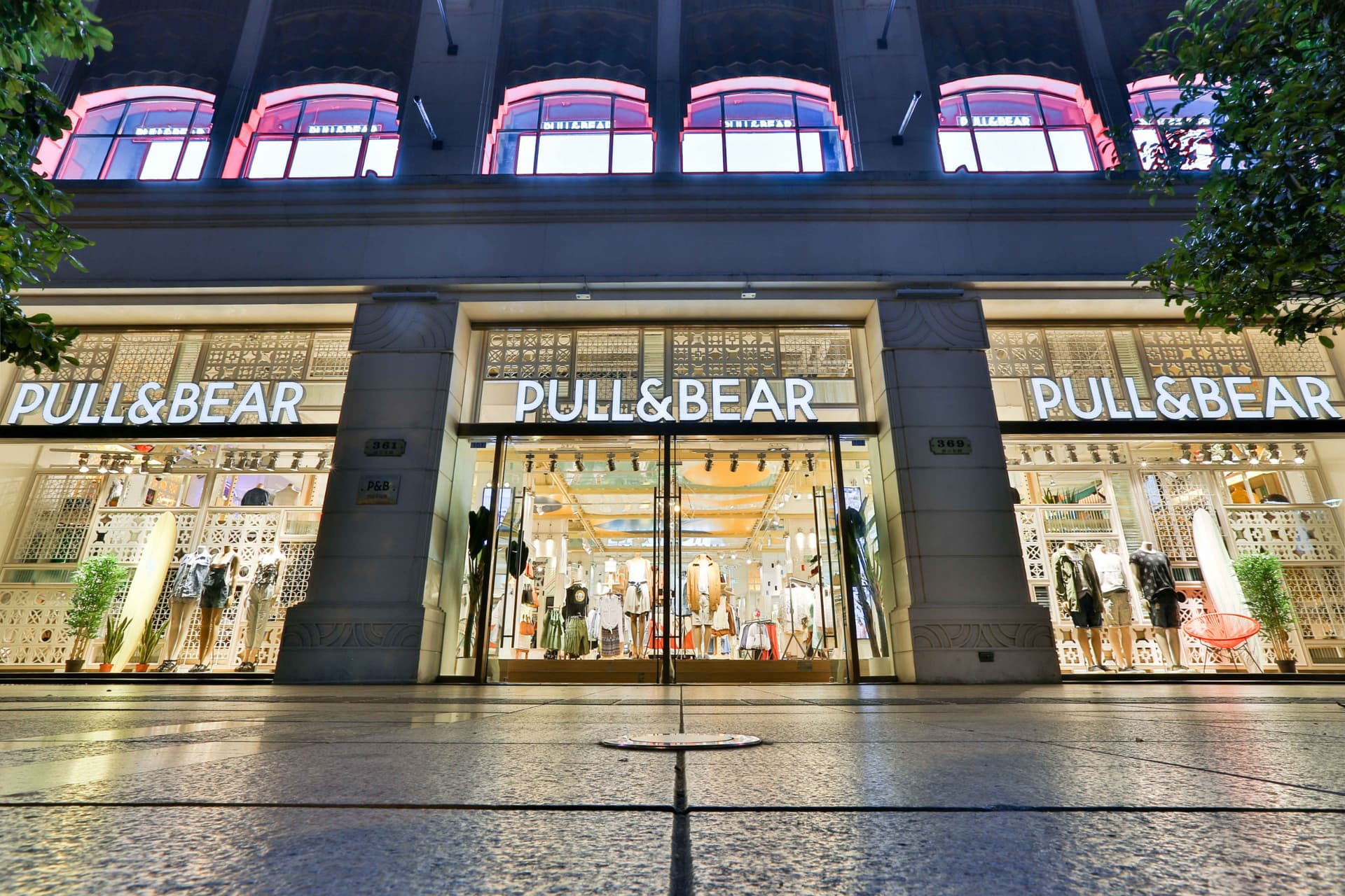 Pull&Bear上海形象店 | YF时尚解析