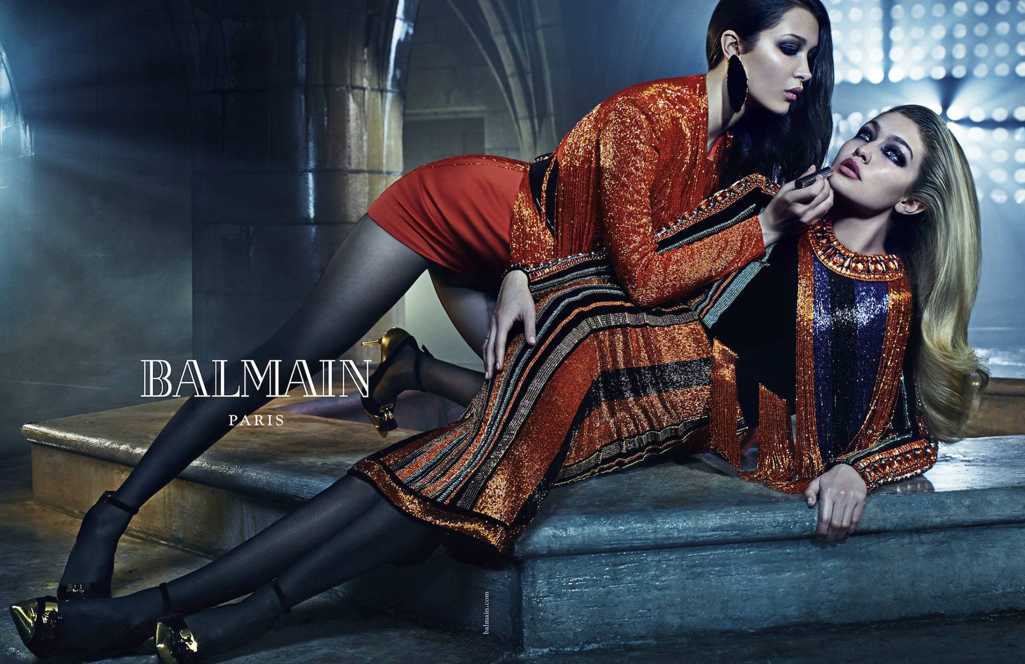 Balmain 2015 夏季广告大片宣传图，极简主义视觉设计