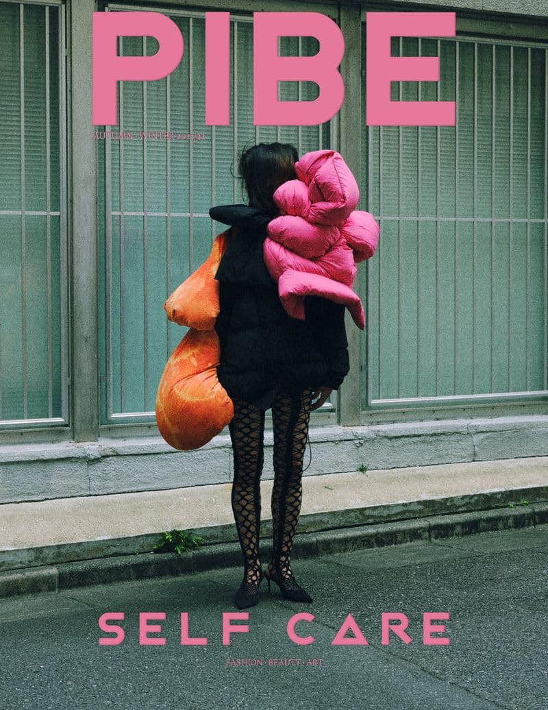 PIBE Magazine A/W 2021 时尚杂志封面，摄影师作品展示