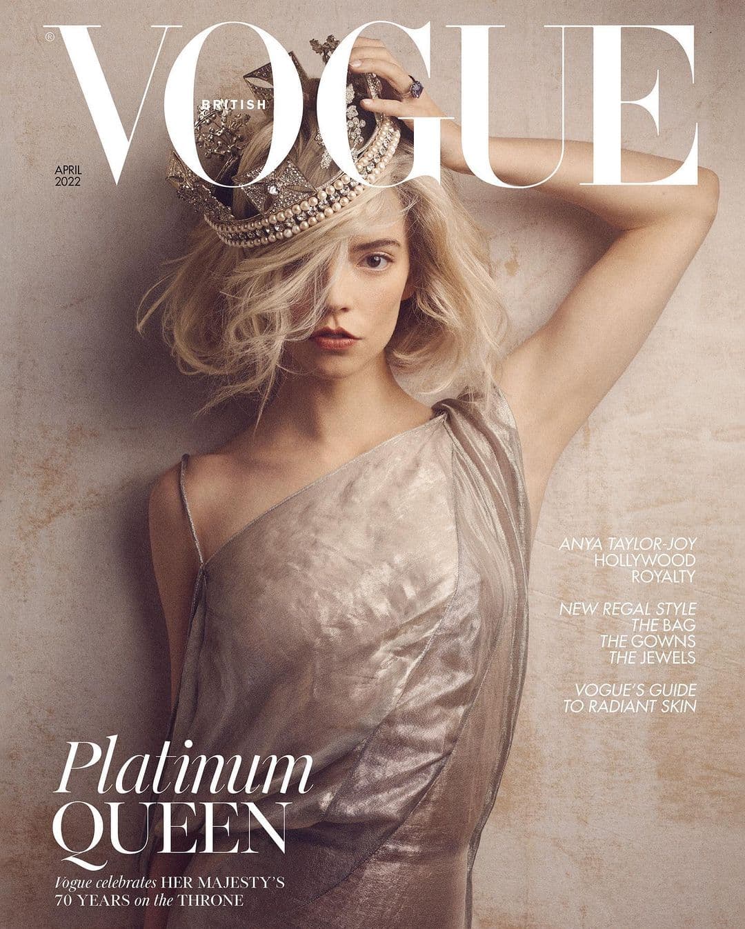 Anya Taylor-Joy for Vogue UK – April 2022 时尚杂志封面，摄影师作品展示