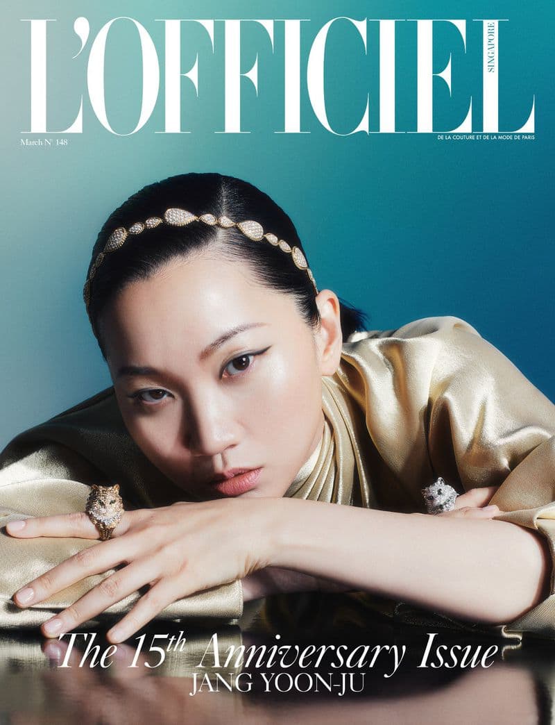 L’Officiel Singapore March 2022 时尚杂志封面，摄影师作品展示