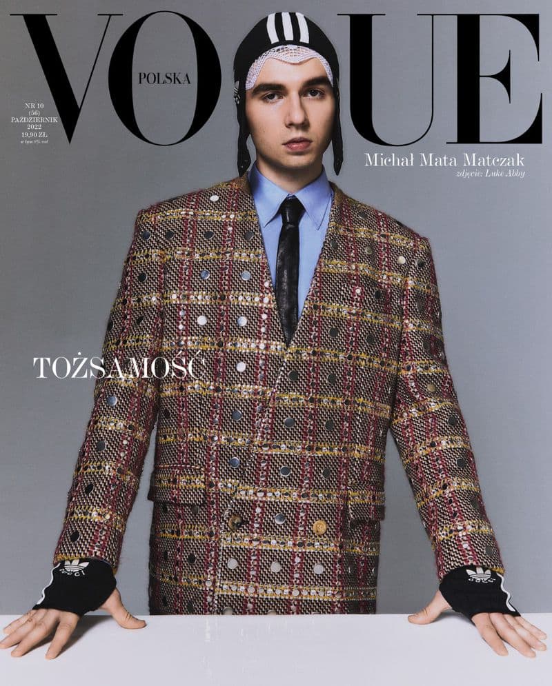 Vogue Polska October 2022 时尚杂志封面，摄影师作品展示