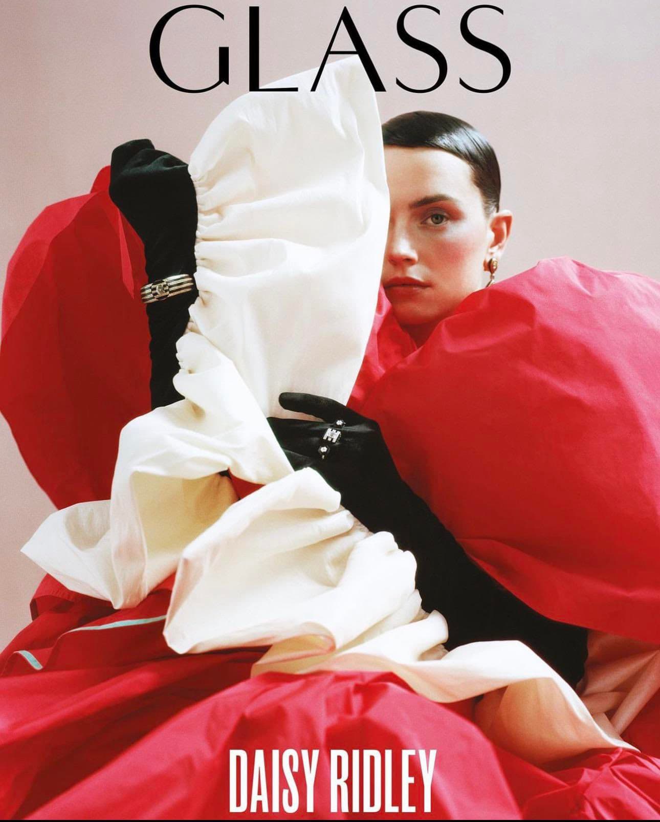 Daisy Ridley for Glass Magazine 2023 时尚杂志封面，摄影师作品展示