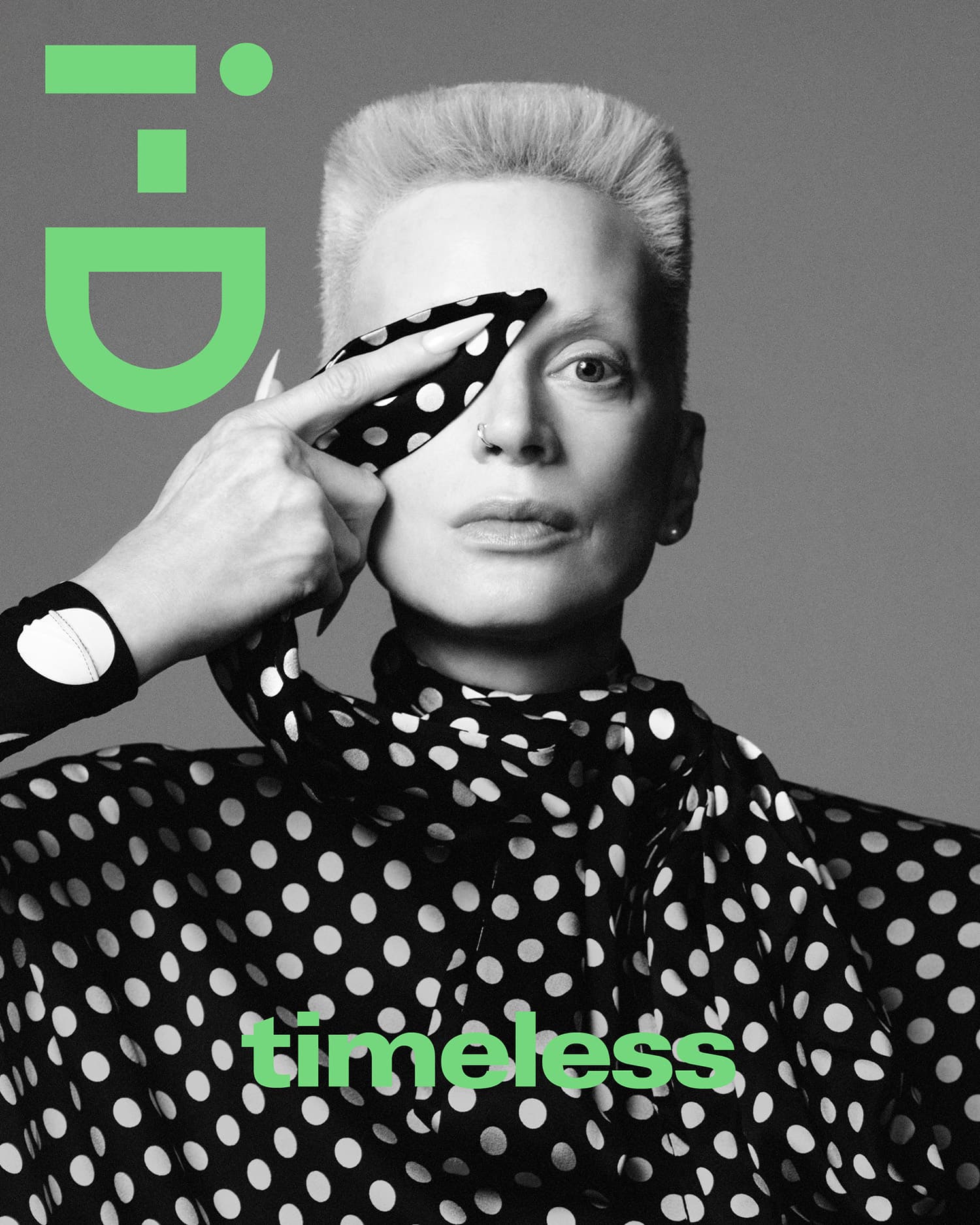 Kristen McMenamy covers i-D Magazine Issue 371 by David Sims 时尚杂志封面，摄影师作品展示