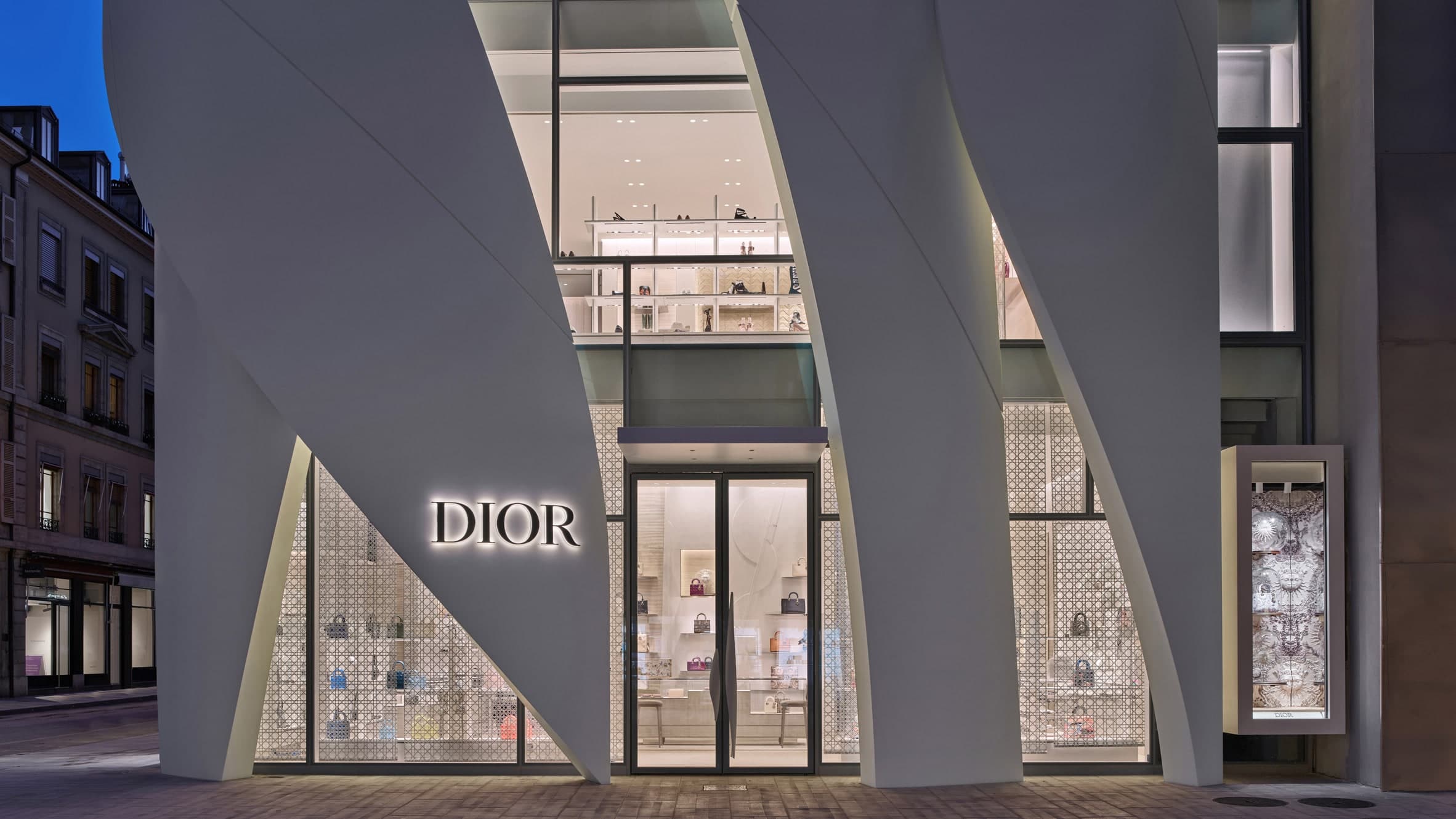Dior-store-in-Geneva-1