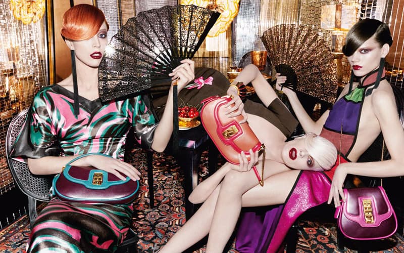 2011 夏季广告大片宣传图,极简主义视觉设计