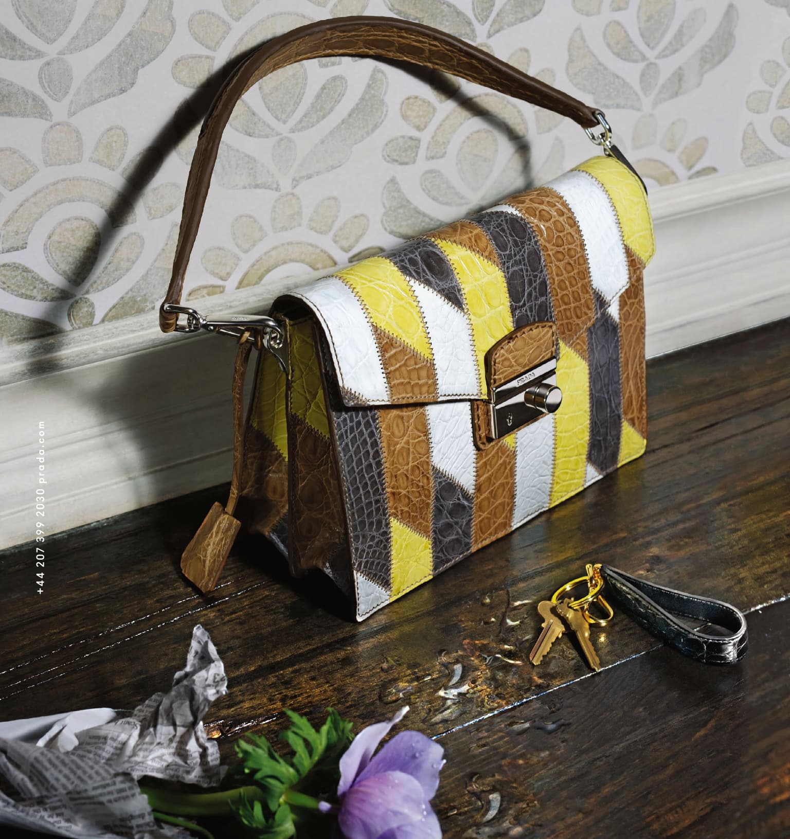 Gemma Ward 2015 夏季广告大片宣传图,极简主义视觉设计