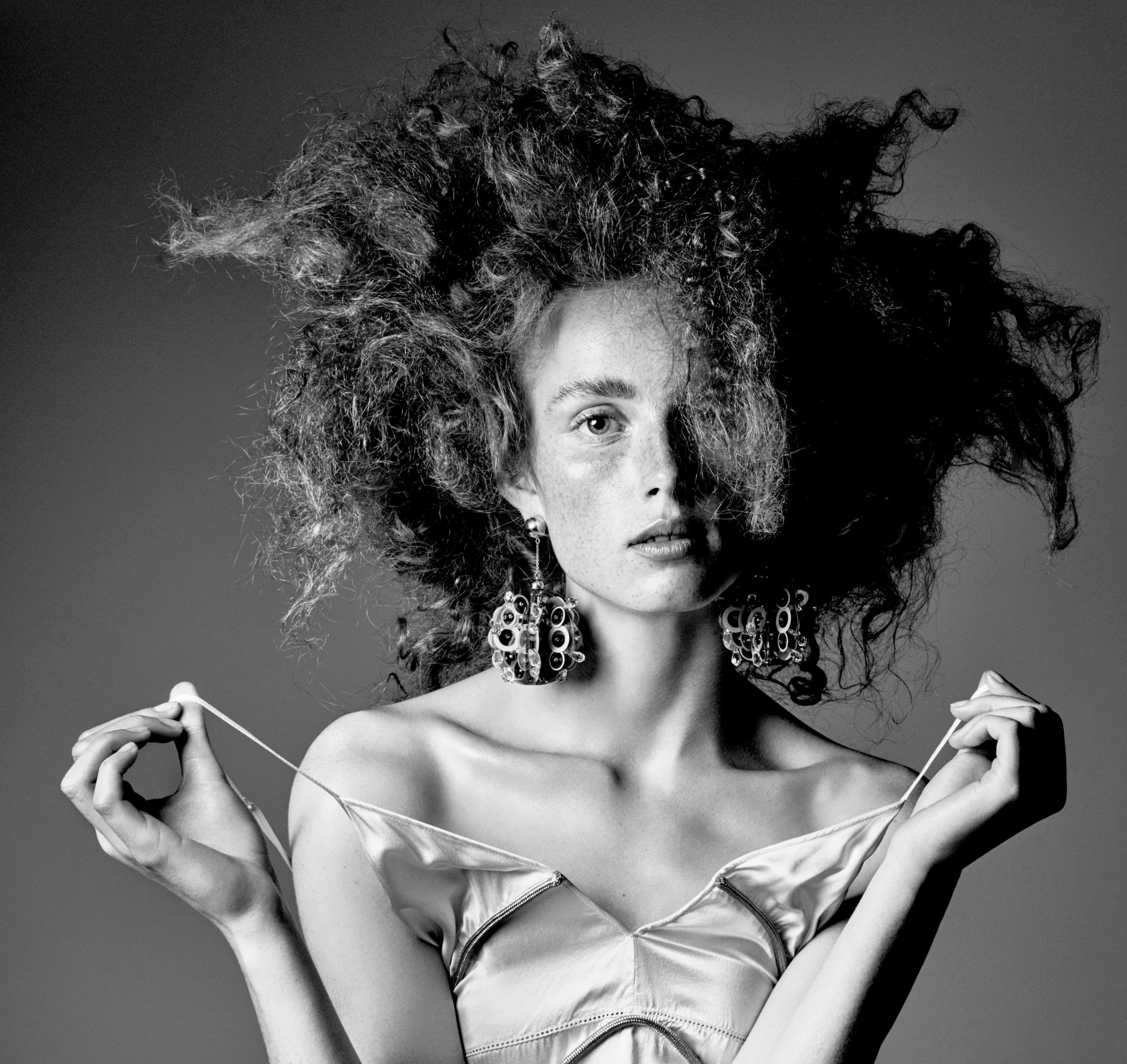 Slip Dressing | Interview Magazine December 2015 | YF时尚解析