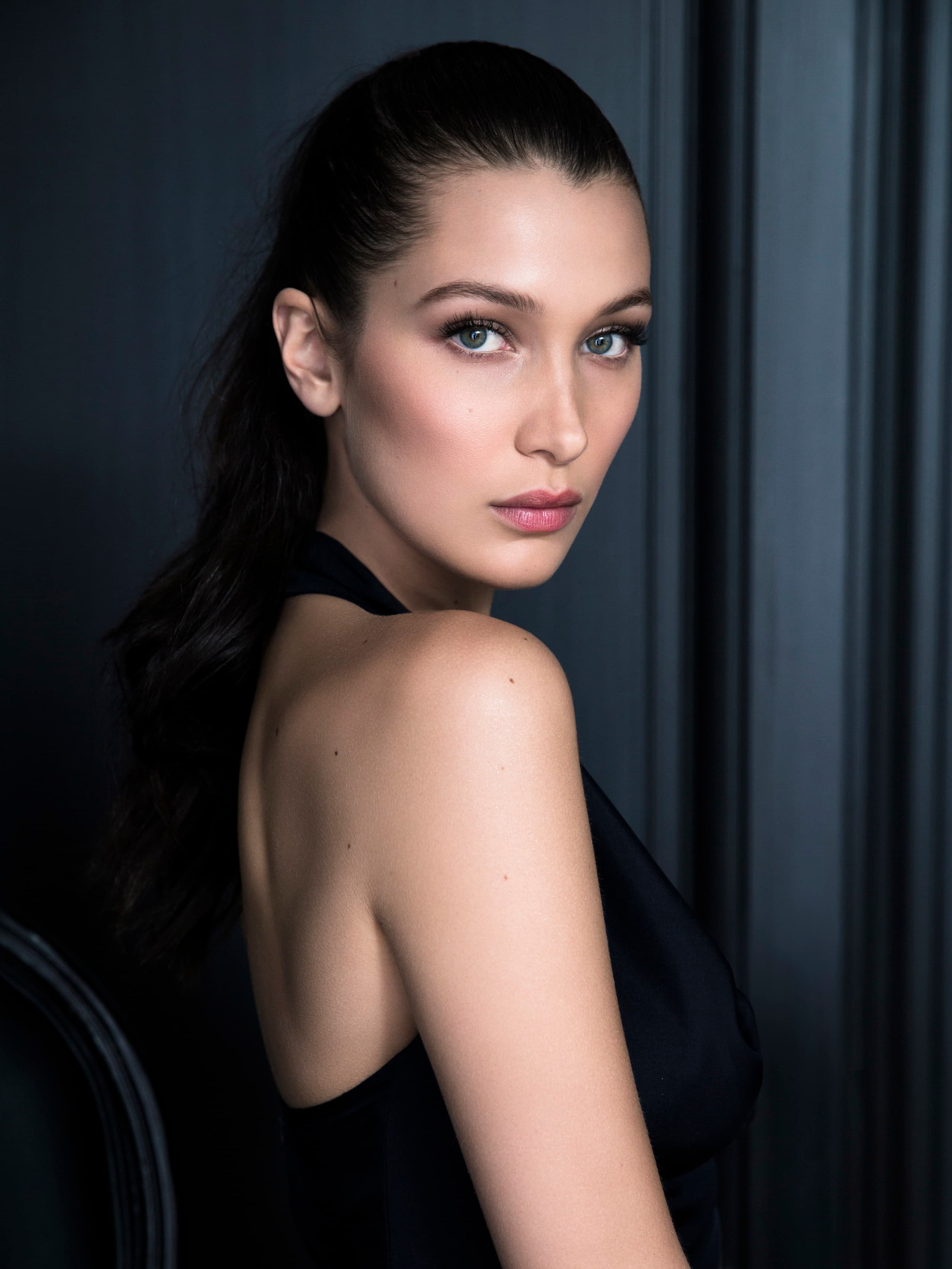 Bella Hadid 成为Dior彩妆大使 | YF时尚解析