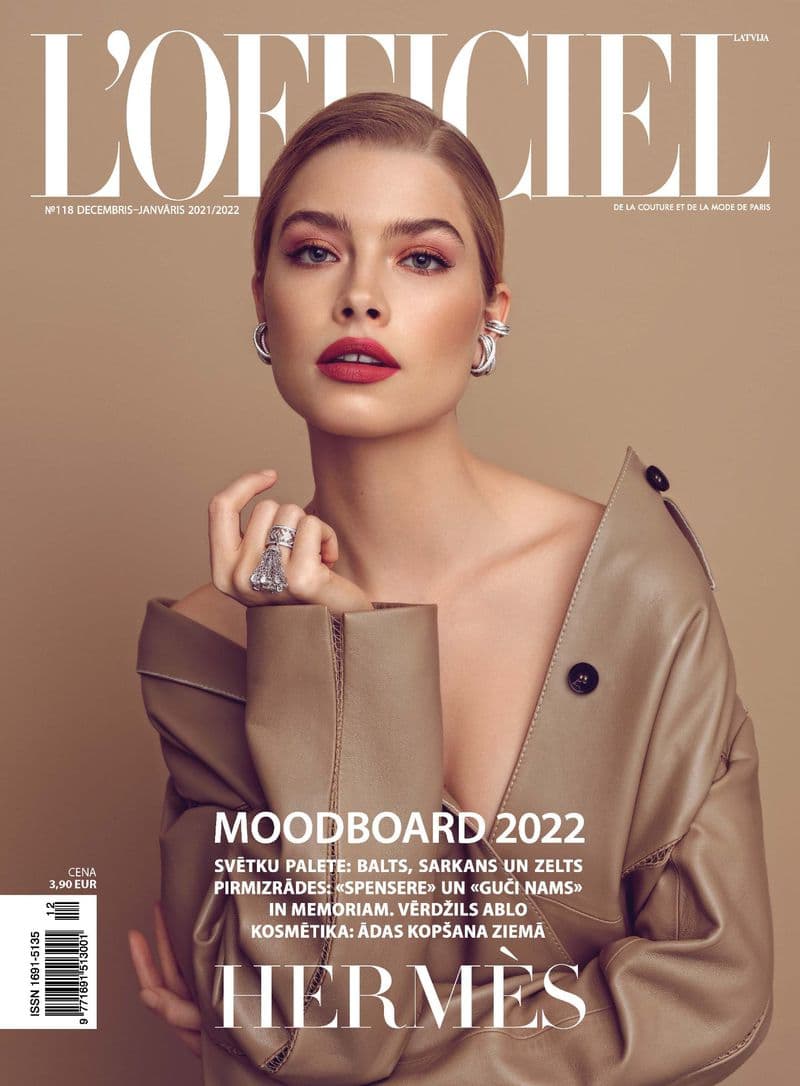 L’Officiel Baltics December 2021/January 2022 时尚杂志封面,摄影师作品展示