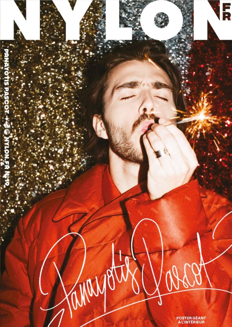 Nylon France Magazine December 2021 时尚杂志封面,摄影师作品展示