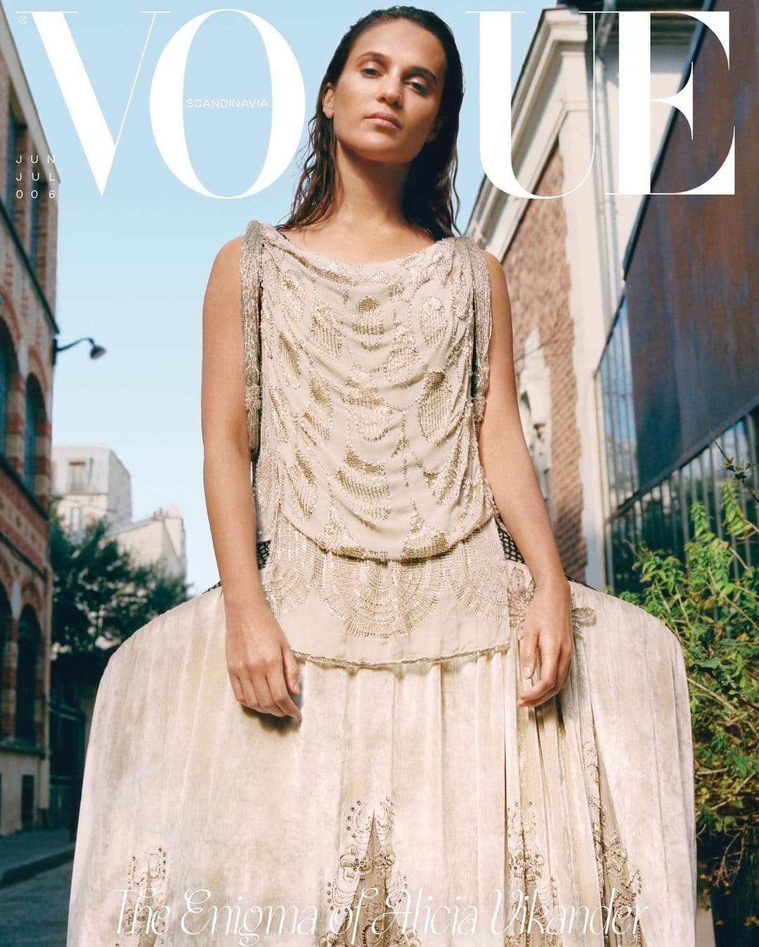 Alicia Vikander for Vogue Scandinavia – June/July 2022 时尚杂志封面,摄影师作品展示