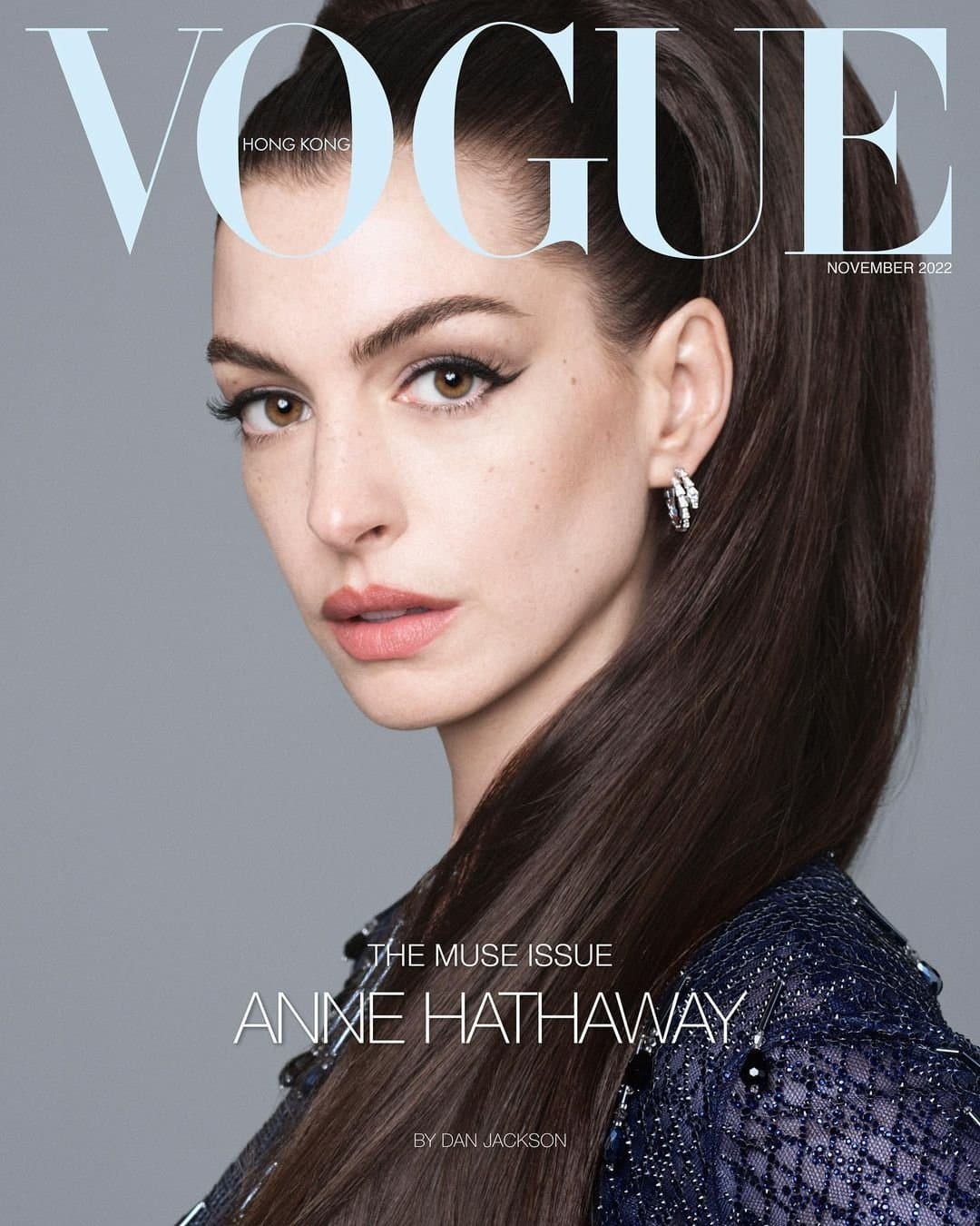 Anne Hathaway for Vogue Hong Kong – November 2022 时尚杂志封面,摄影师作品展示