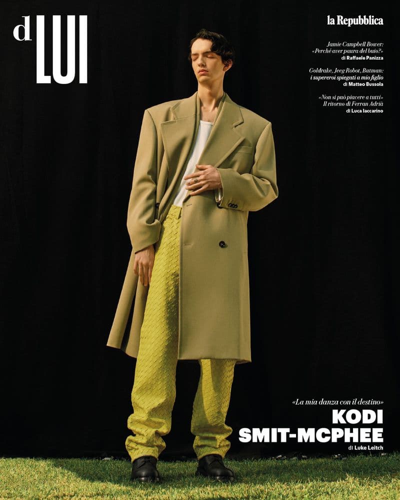 DLui October 2022 Cover photo Sander Muylaert 时尚杂志封面,摄影师作品展示