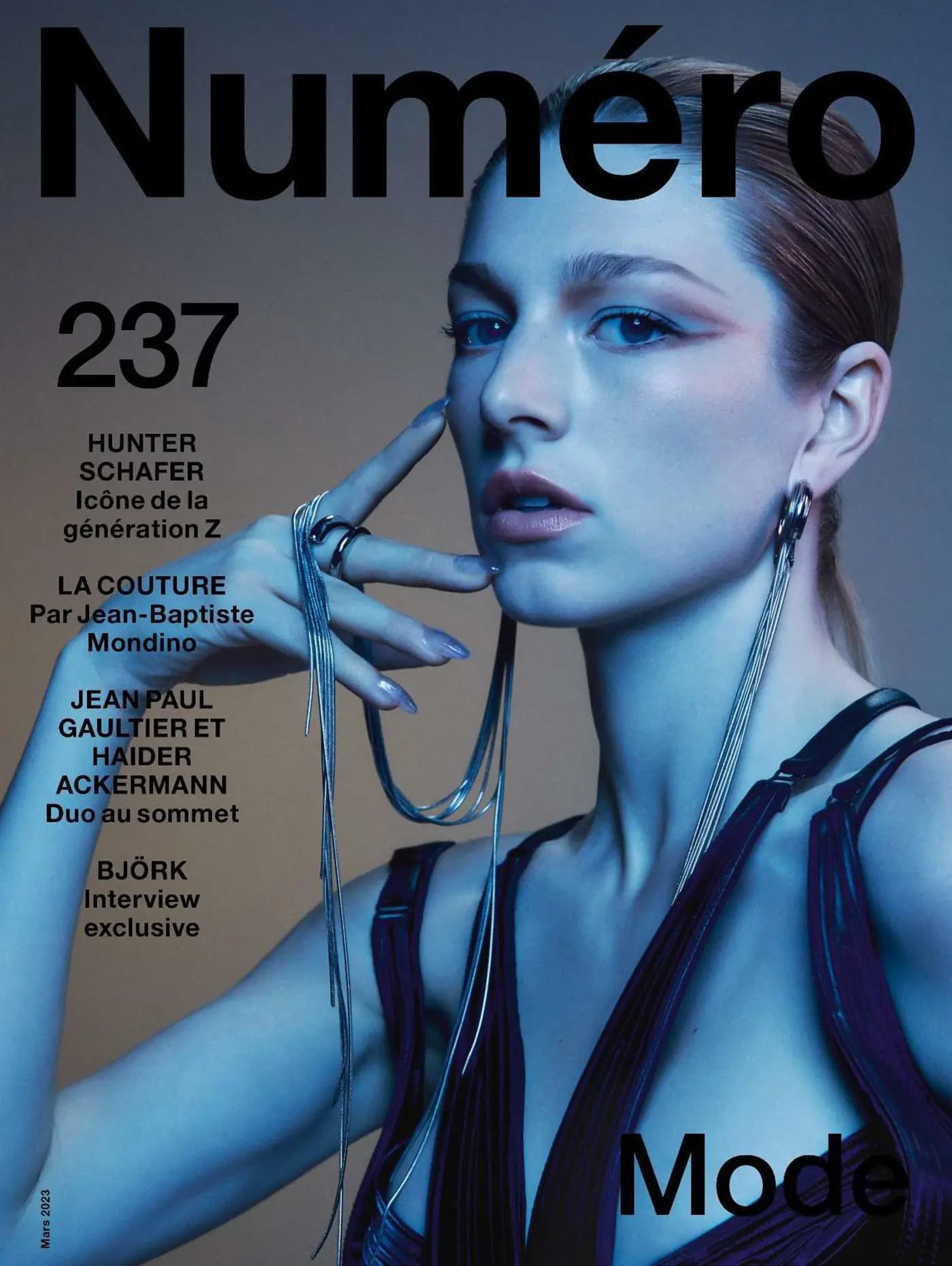 Hunter Schafer in Mugler on Numéro March 2023 by Harley Weir 时尚杂志封面,摄影师作品展示
