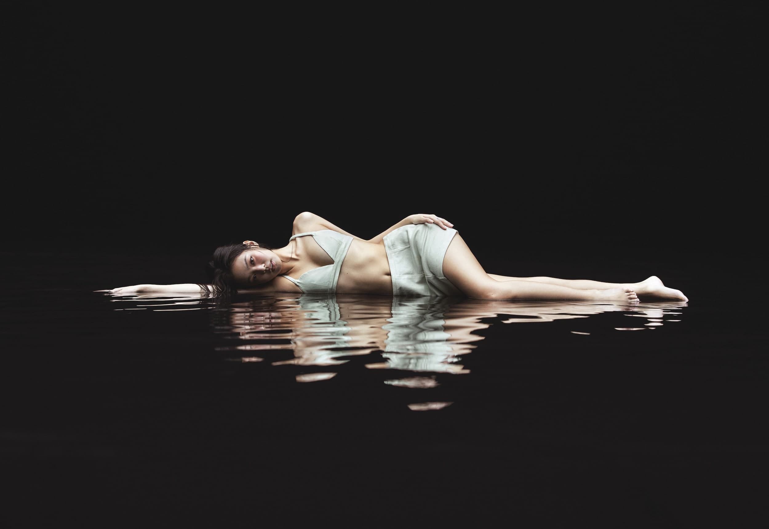 Jennie-for-Calvin-Klein-Campaign-Image_-Photo-Credit-Hong-Jang-Hyun_-2