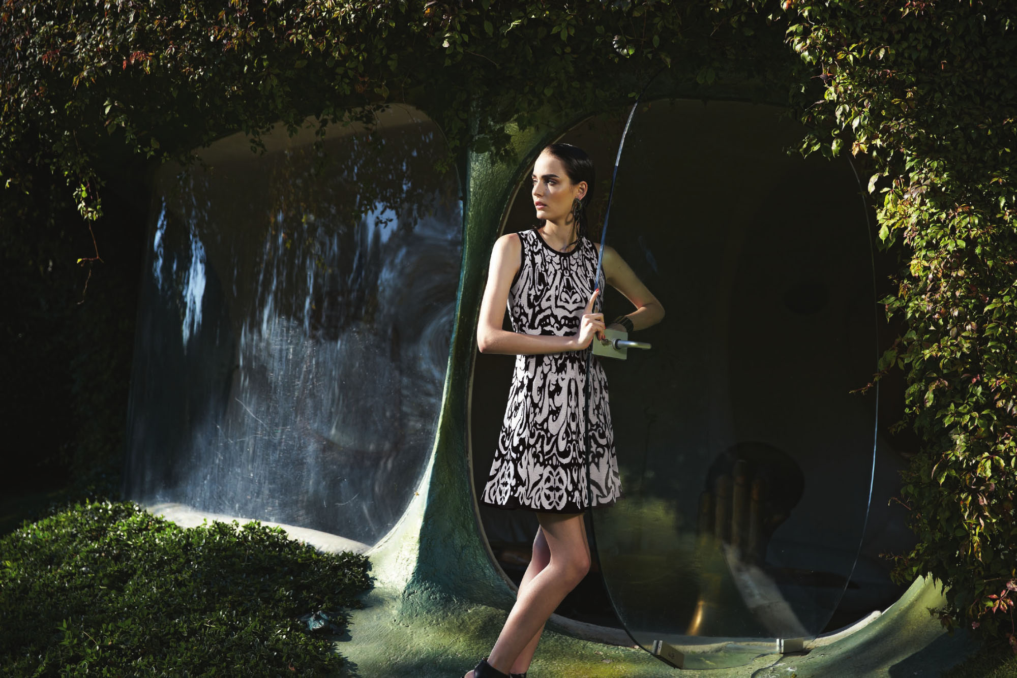 zuzanna-bijoch-by-david-bellemere-for-neiman-marcus-april-2014-11