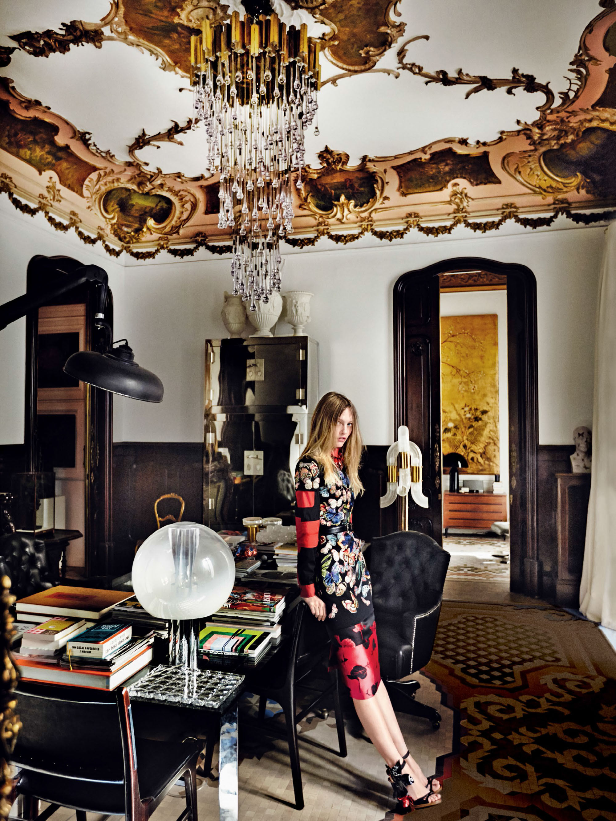 sasha-pivovarova-james-blake-by-mario-testino-for-vogue-us-may-2014-0