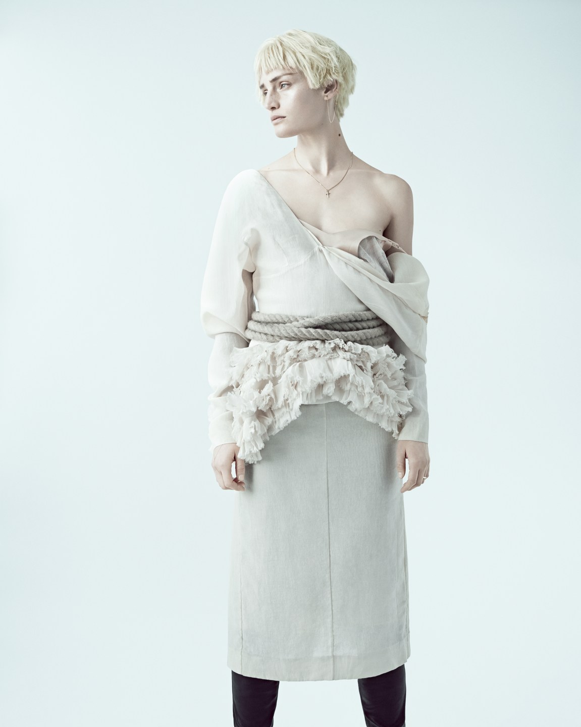 vivien-solari-by-scott-trindle-for-twin-magazine-10-spring-summer-2014-5