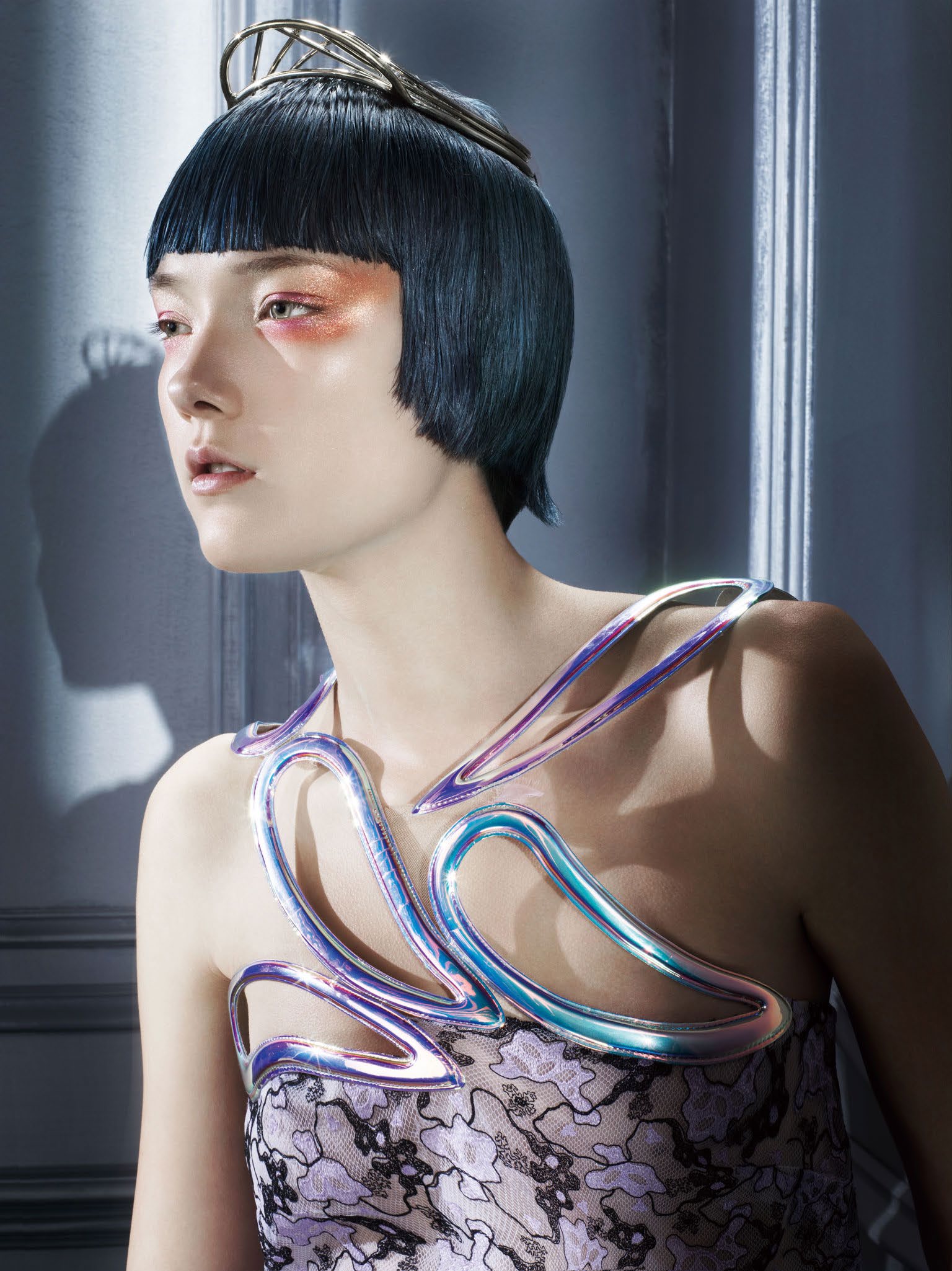 yumi-lambert-by-kenneth-willardt-for-vogue-china-june-2014-7