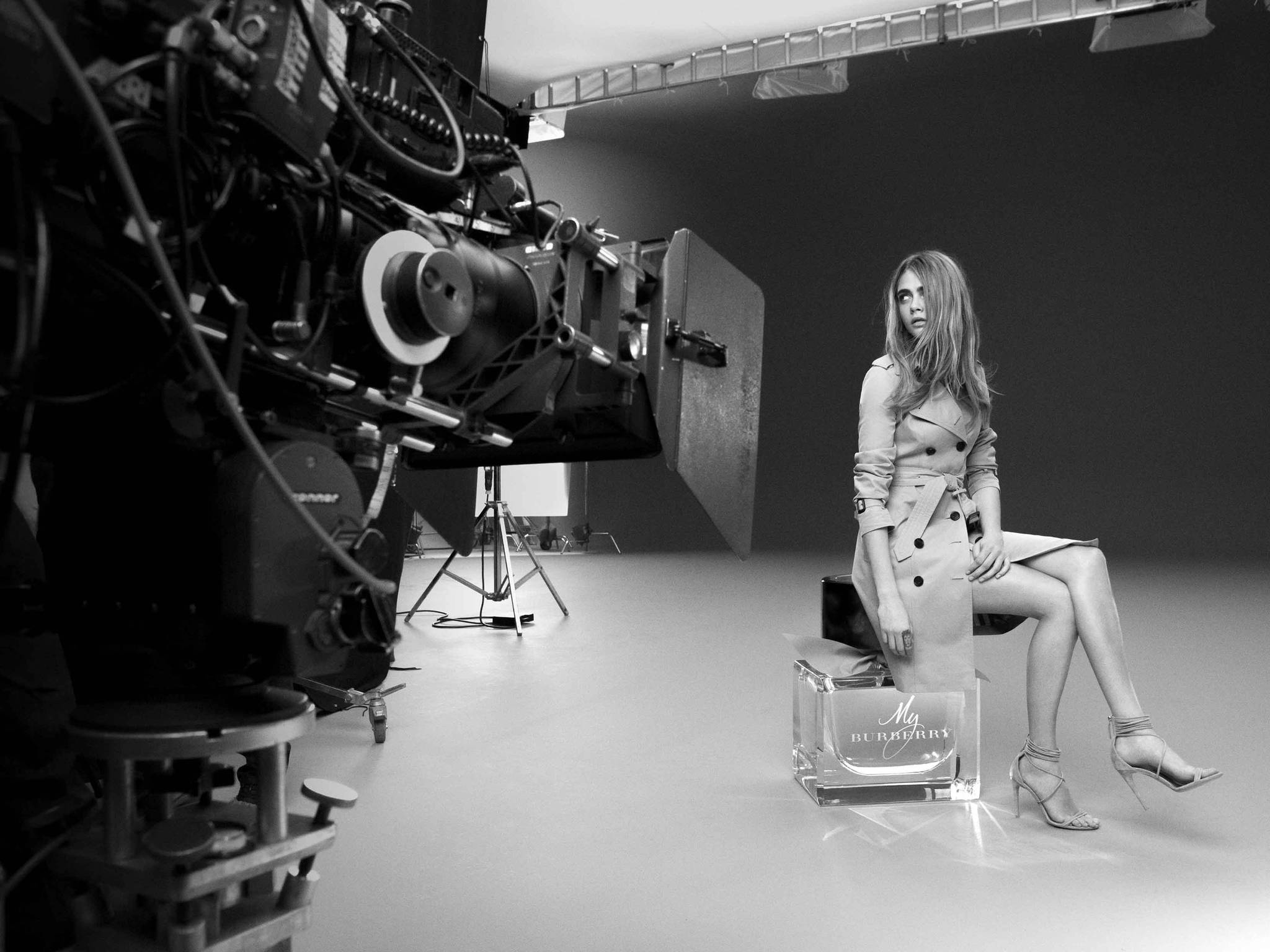 4My-Burberry-Behind-the-Sce