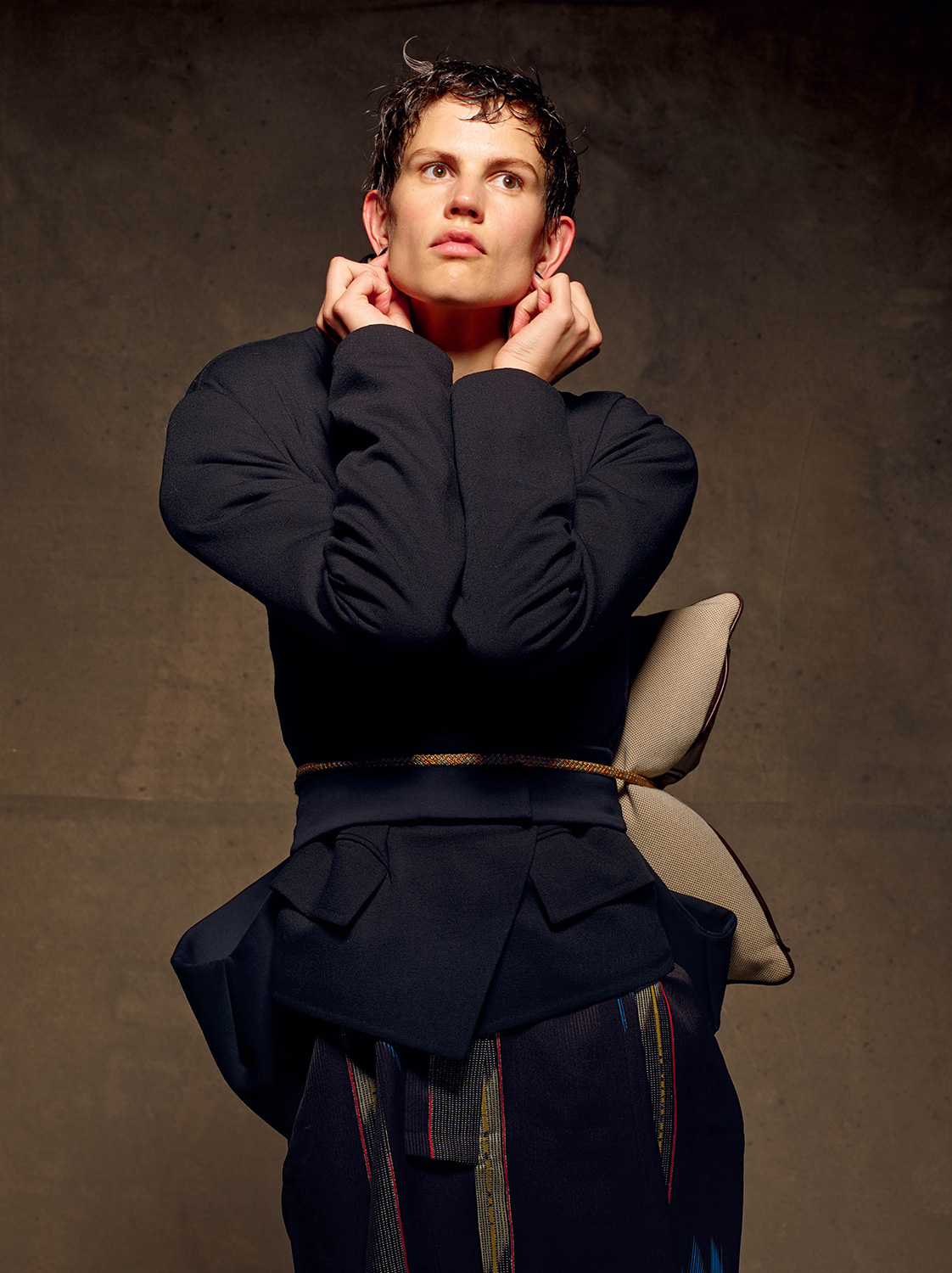 saskia-de-brauw-by-julien-d_ys-for-cr-fashion-book-5-13