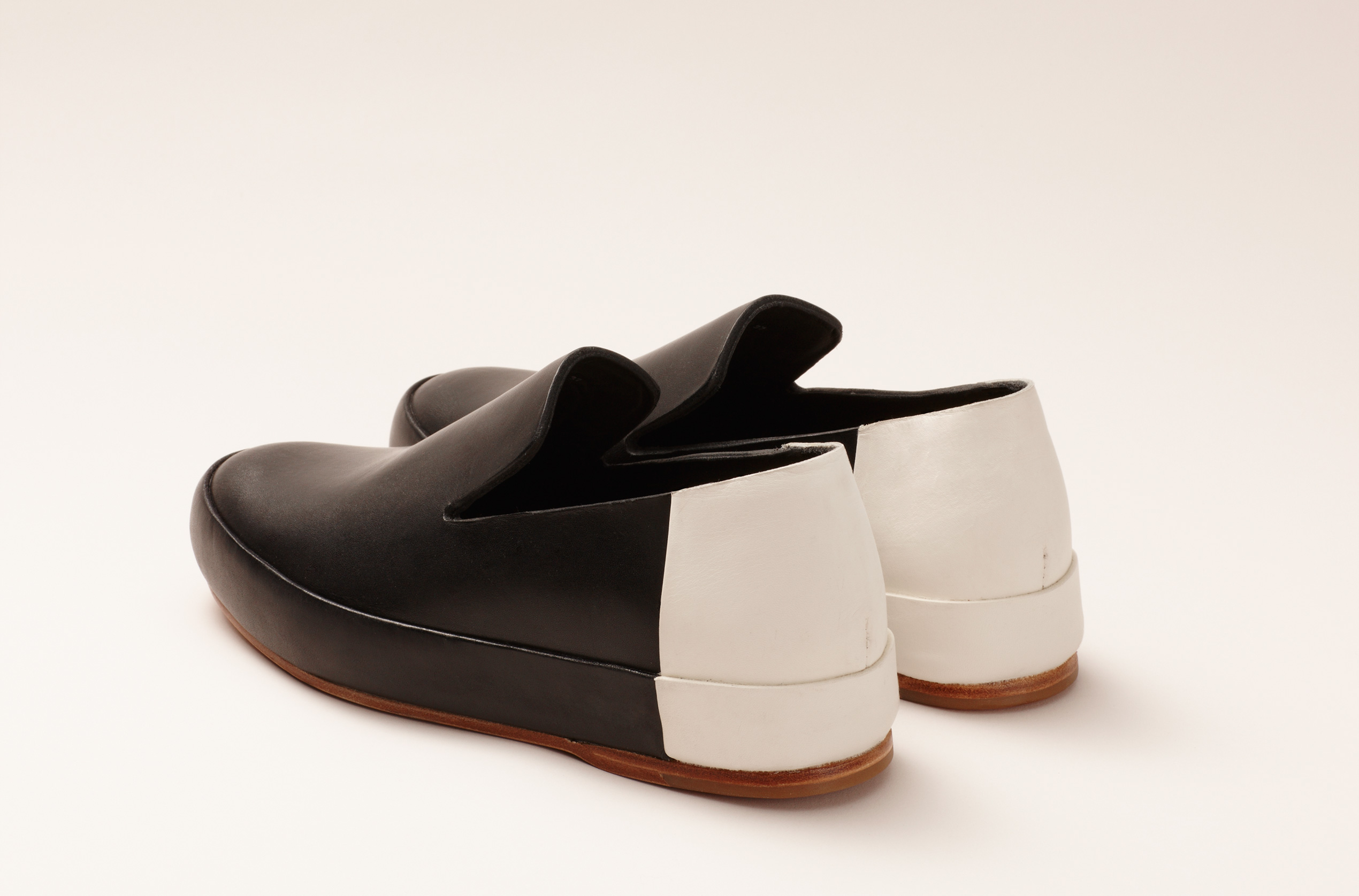 slipper_bicolor_bla-whi_4