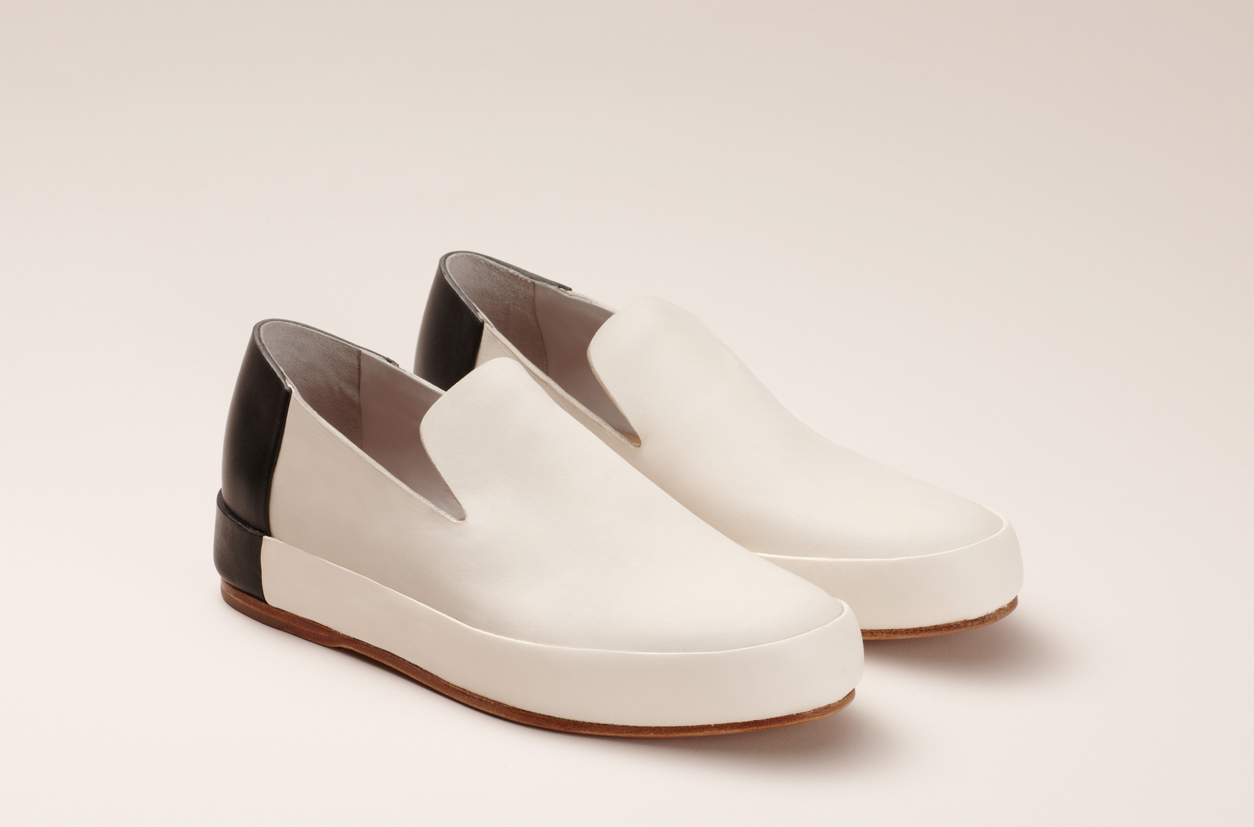 slipper_bicolor_whi-bla_3