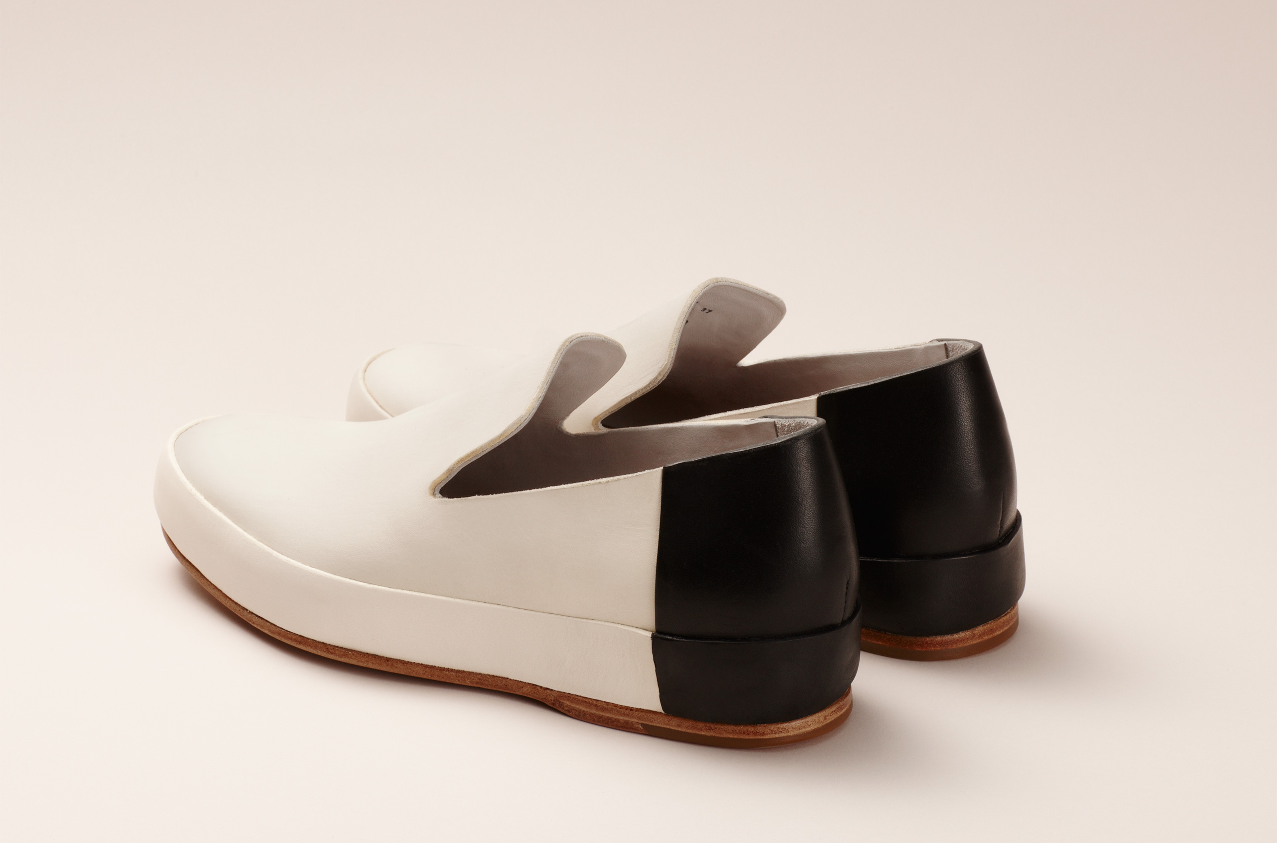 slipper_bicolor_whi-bla_4