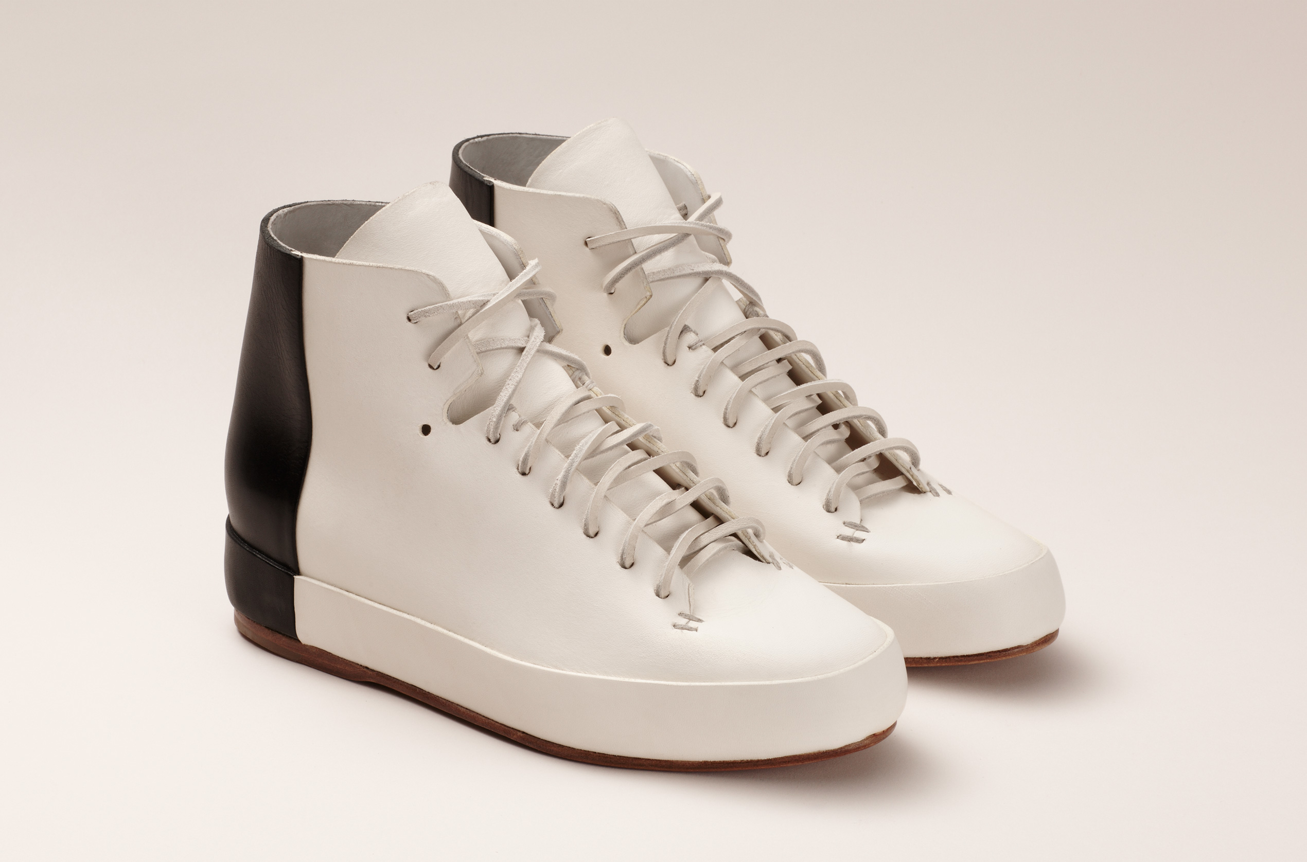 wo_bicolor_hi_whi-bla_3