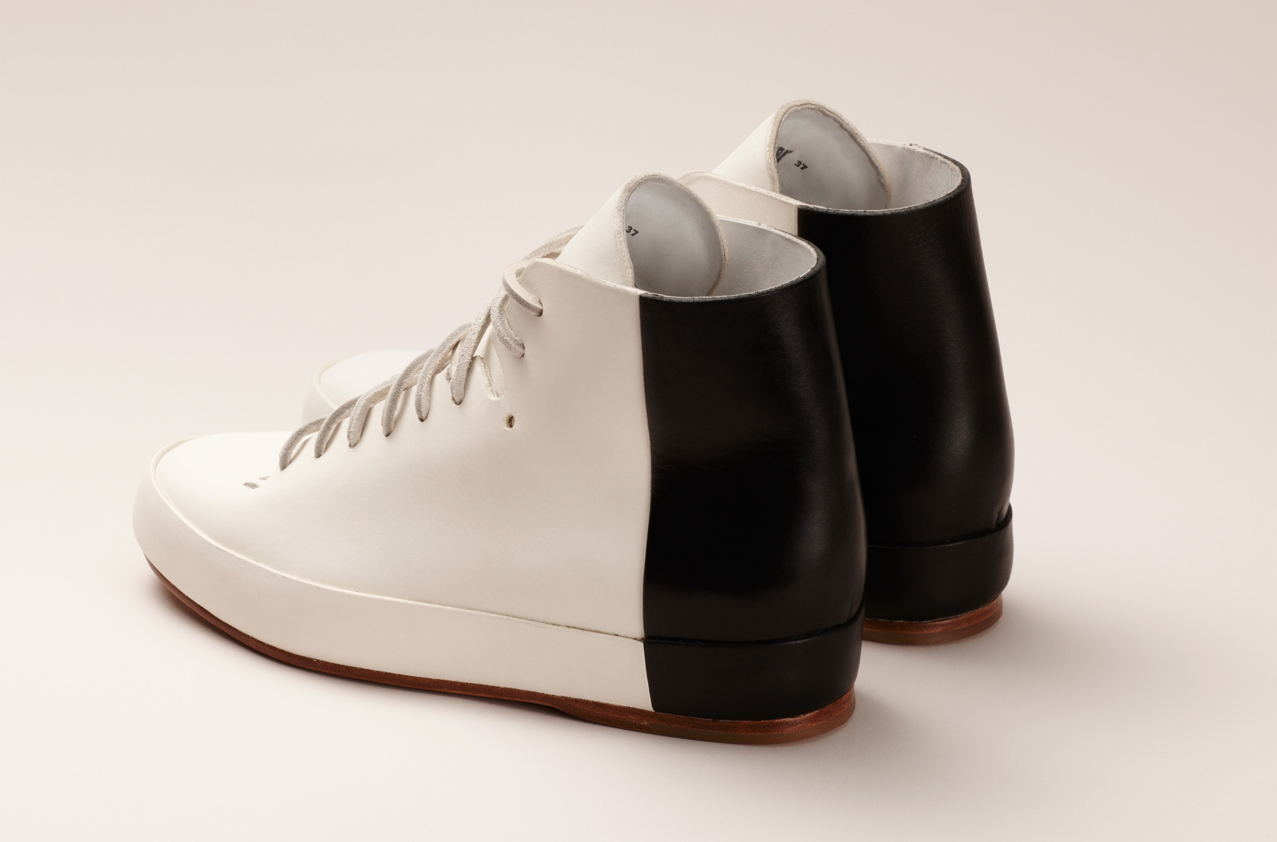 wo_bicolor_hi_whi-bla_4