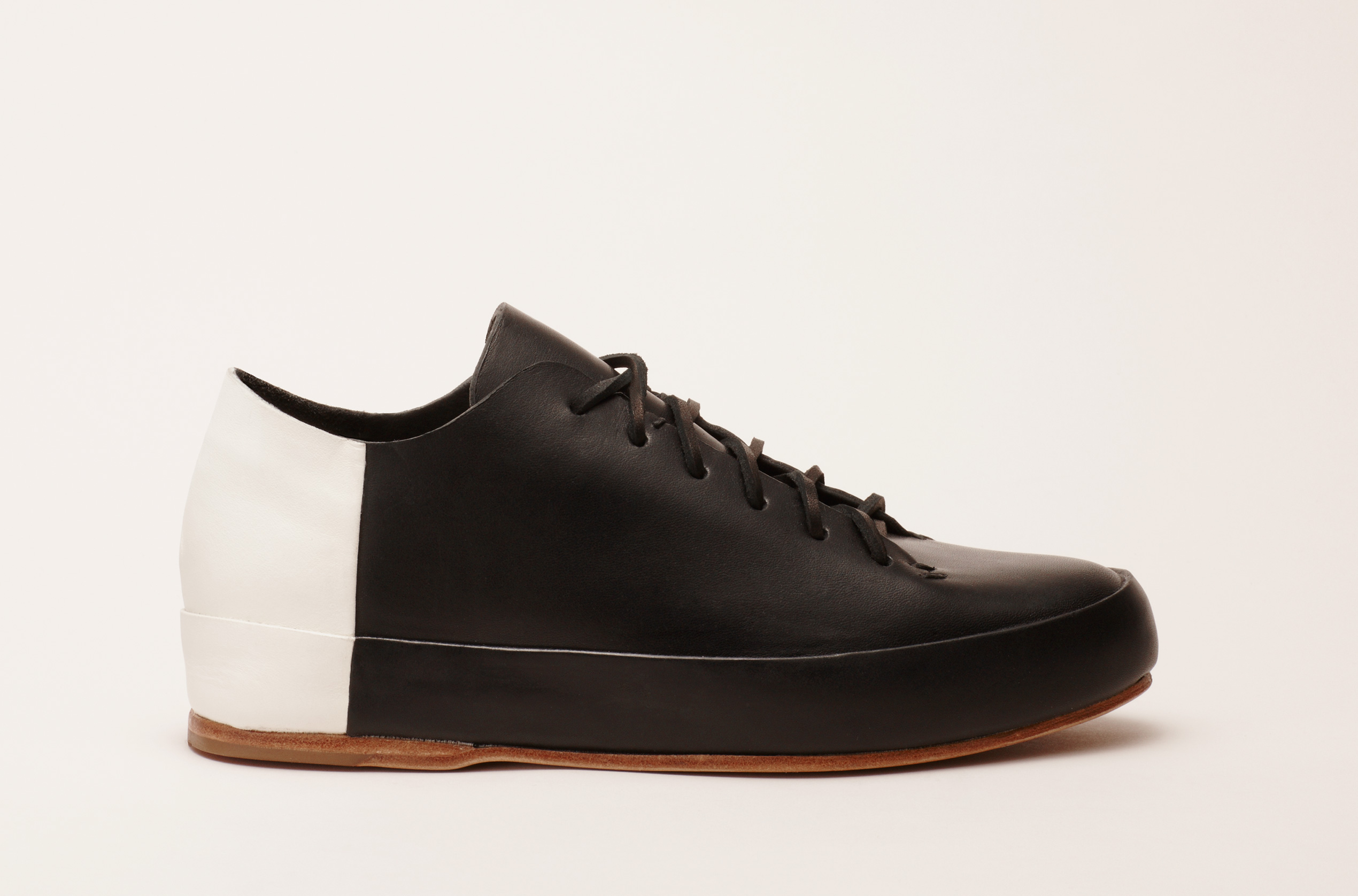 wo_bicolor_lo_bla-whi_2