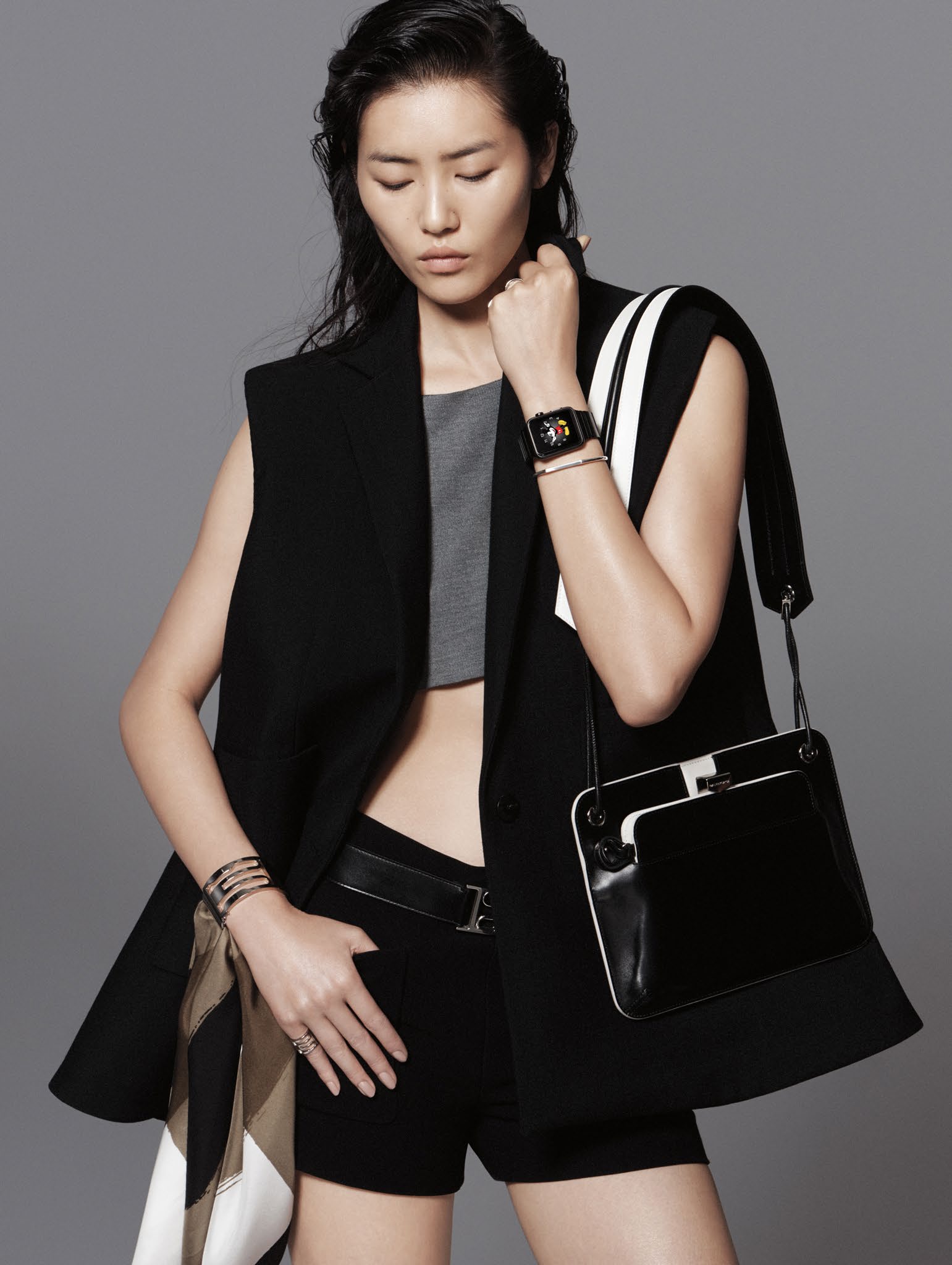 liu-wen-by-david-sims-for-vogue-china-november-2014-5