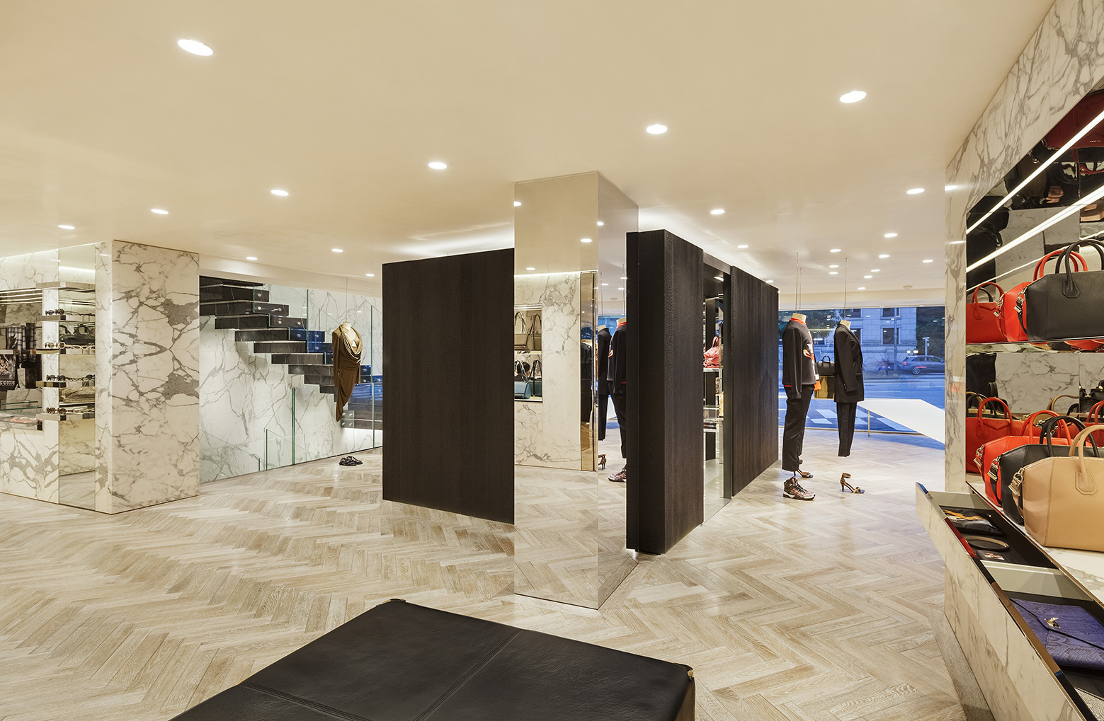 givenchy-flagship-store-in-seoul-piuarch-03