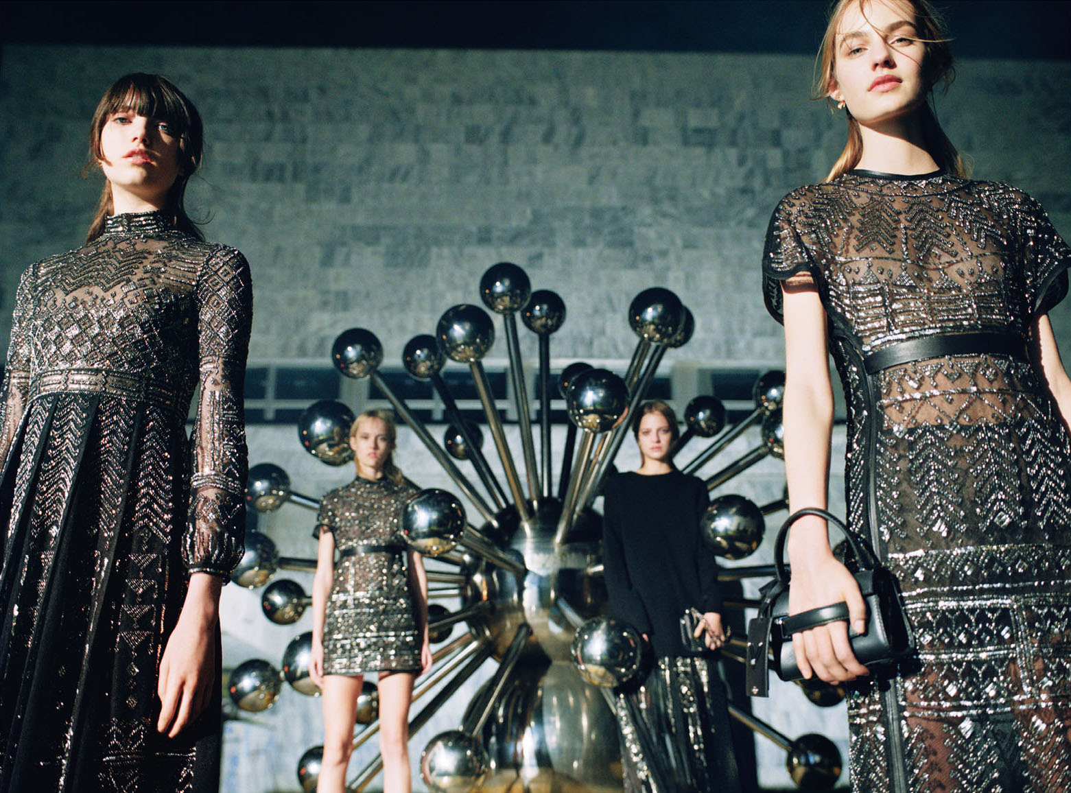 Valentino-fall-winter-2015-2016-04
