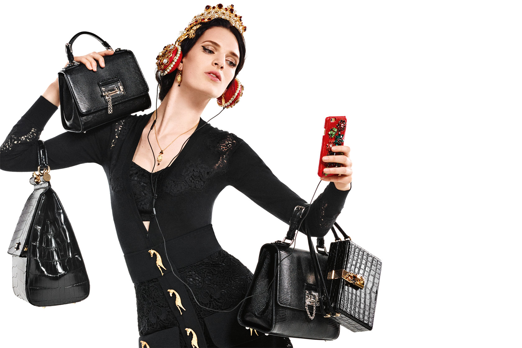 dolce-and-gabbana-fall-winter-2015-2016-19