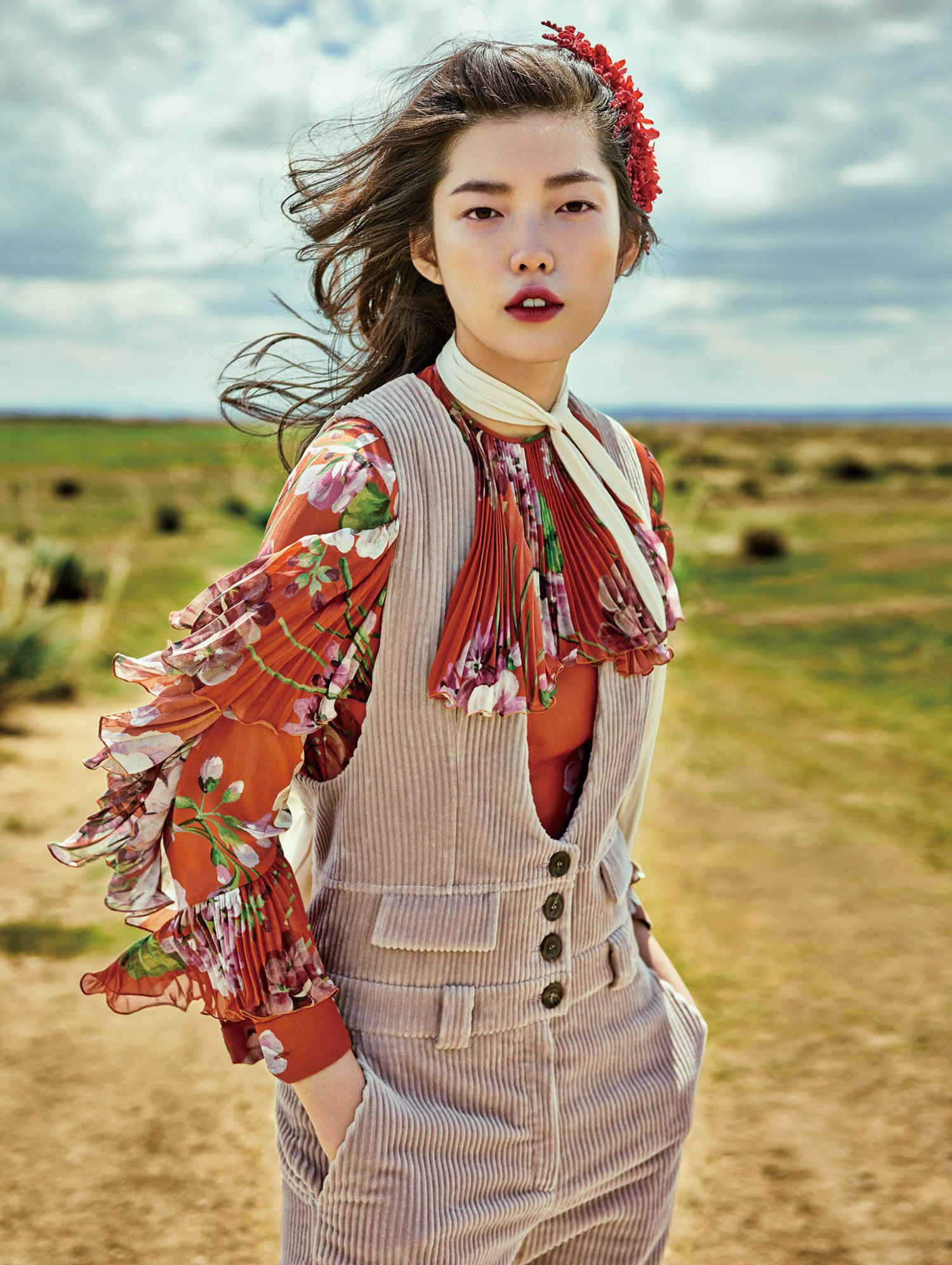 jessie-hsu-by-yin-chao-for-vogue-china-august-2015-6