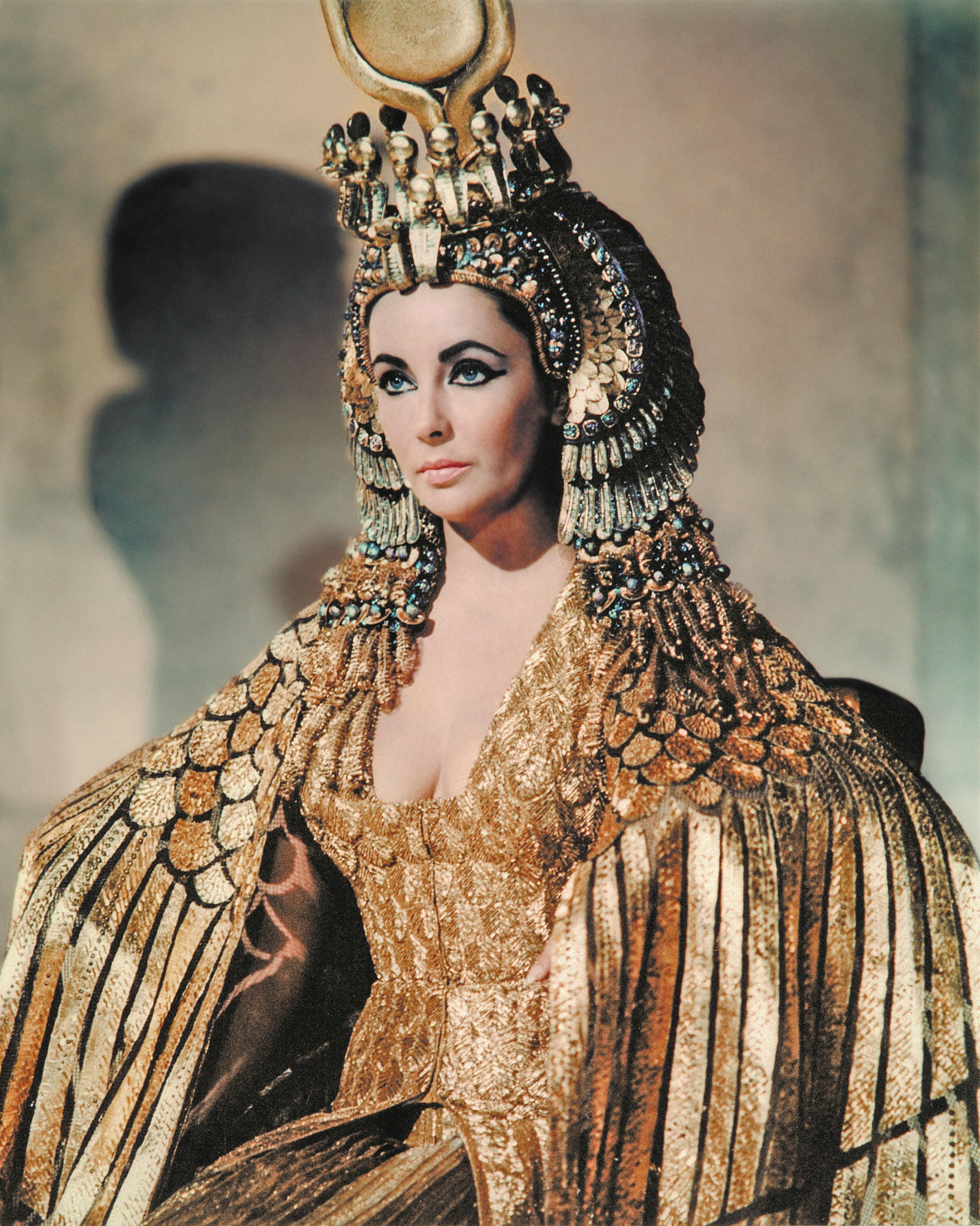 Elizabeth-Taylor-in-Cleopatra-1963-©20th-Century-Fox-The-Kobal-Collection