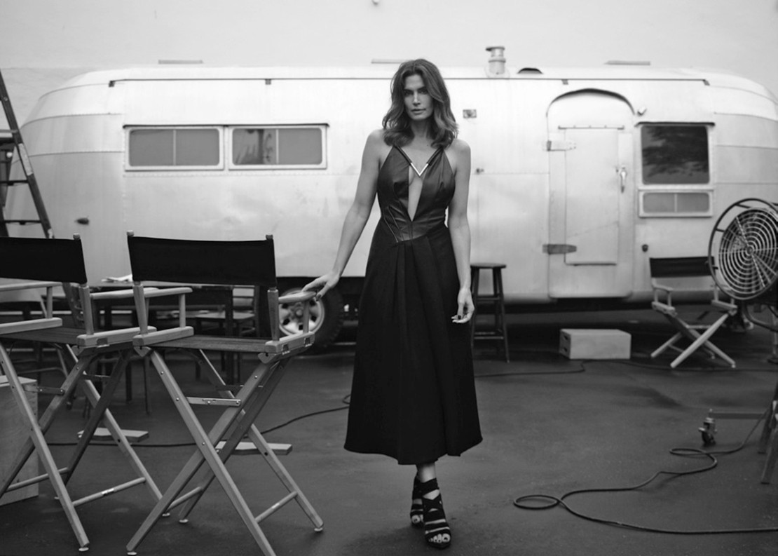 cindy-crawford-by-bryan-adams-for-zoo-magazine-springsummer-2016-6