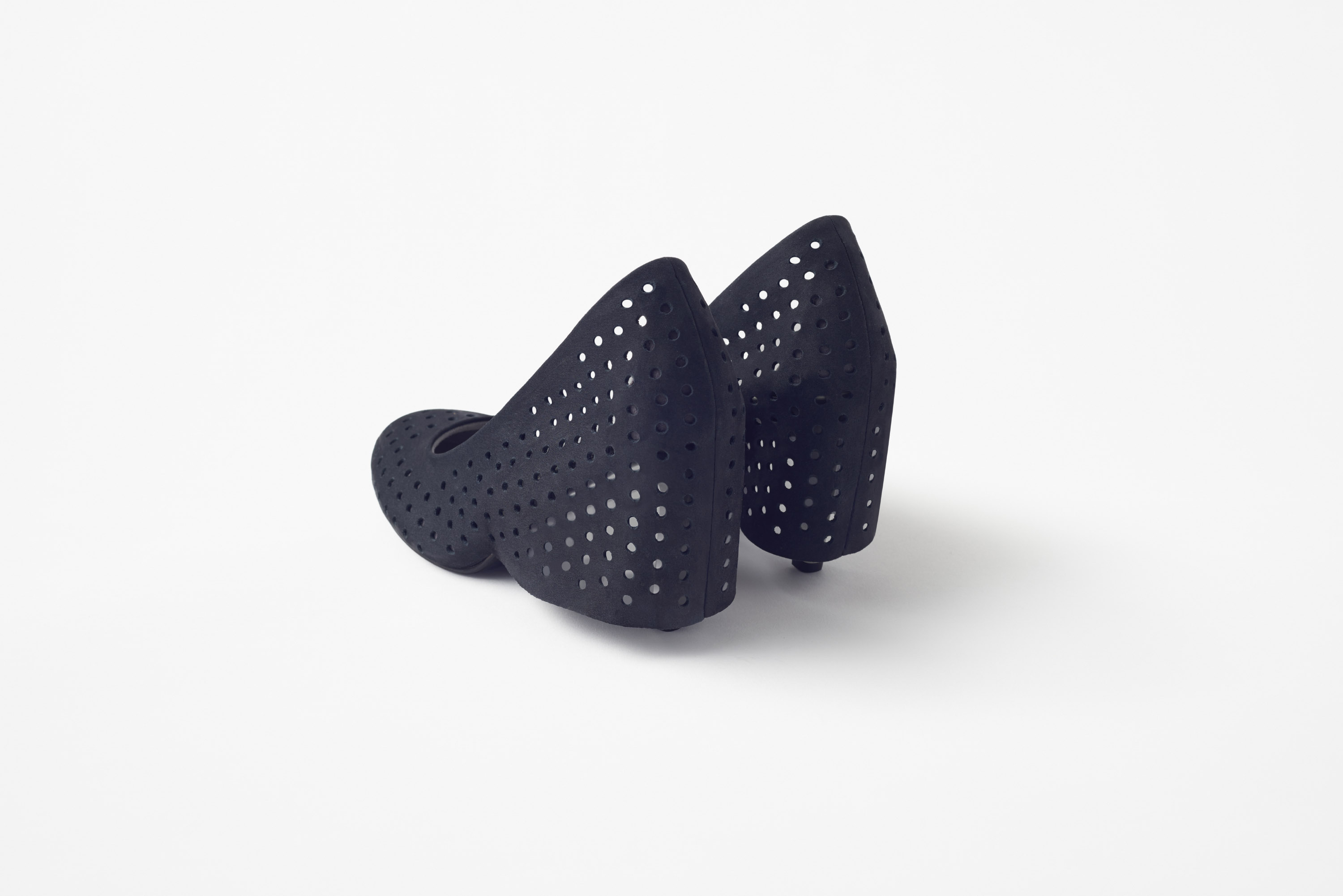 skirt_shoes19_akihiro_yoshida