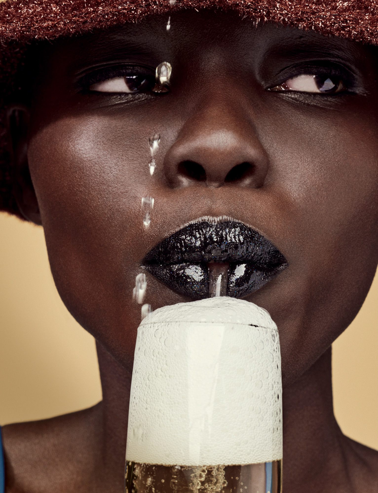 08-LOVE-Magazine-16-Fall-Winter-2016-Grace-Bol-by-Phil-Poynter