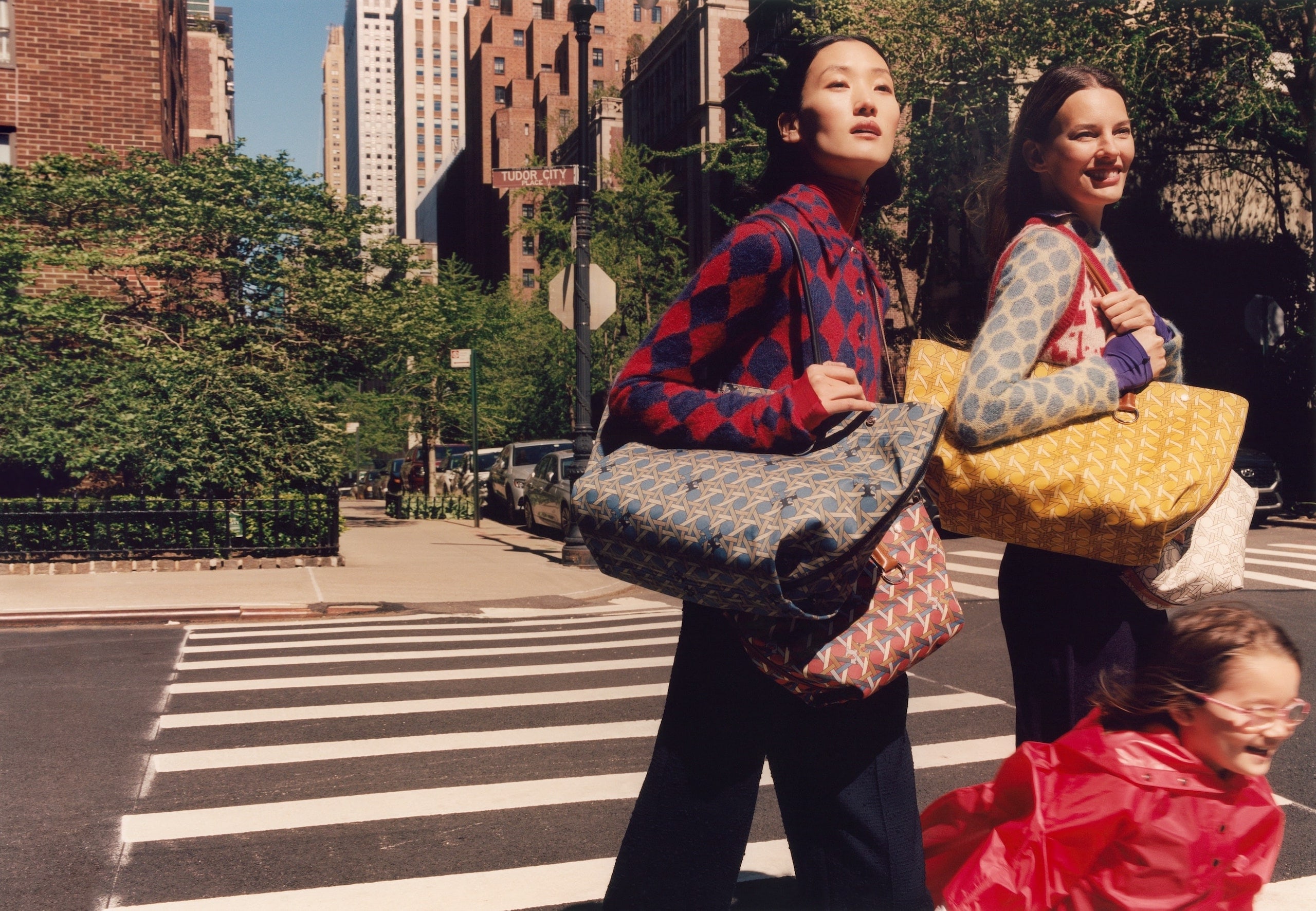 Tory Burch - Fall/Winter 2022 Campaign - YESON FASHION